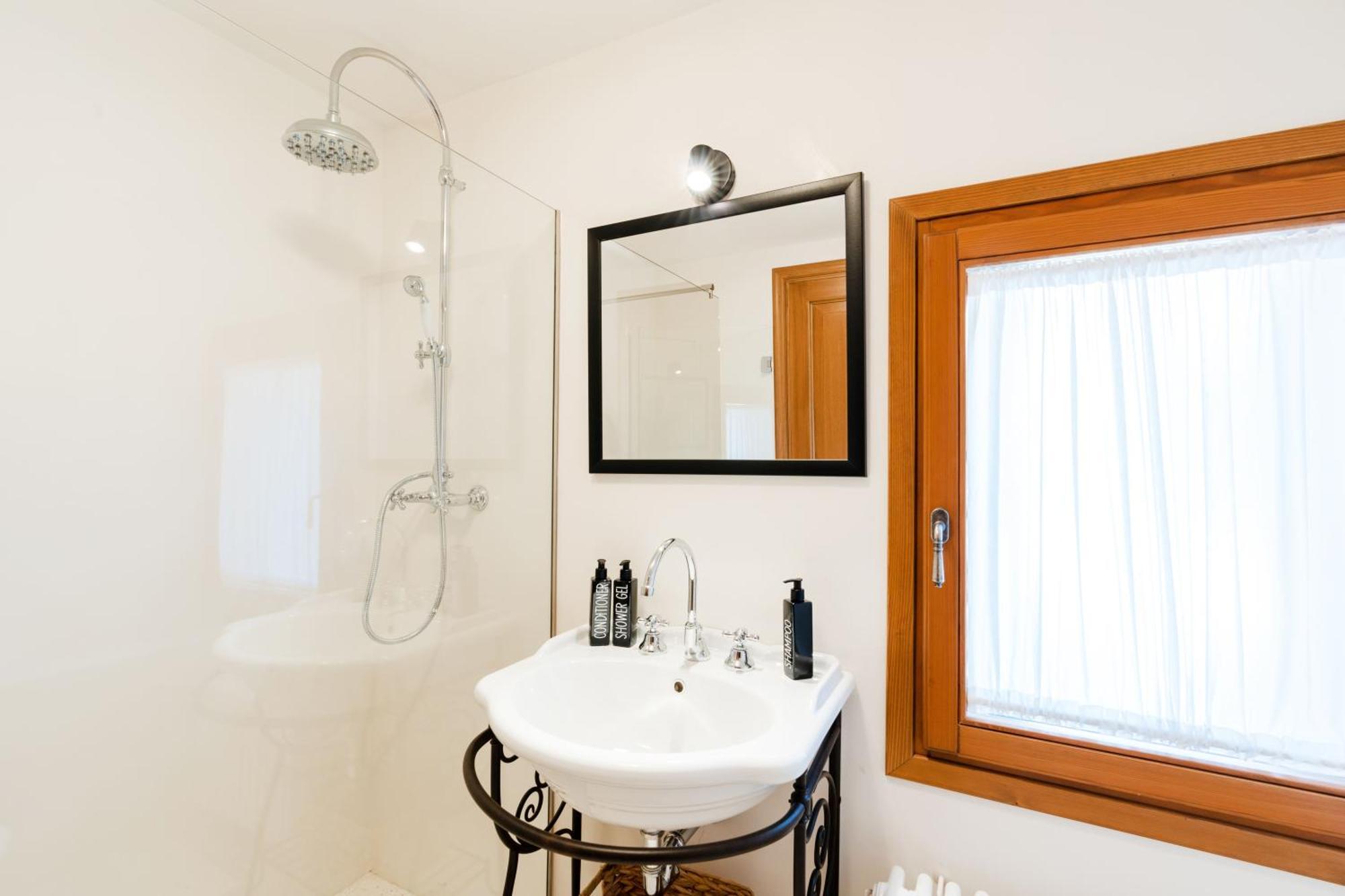Holiday home 5 Minuti Da Rialto, Intera Palazzina Veneziana Venice