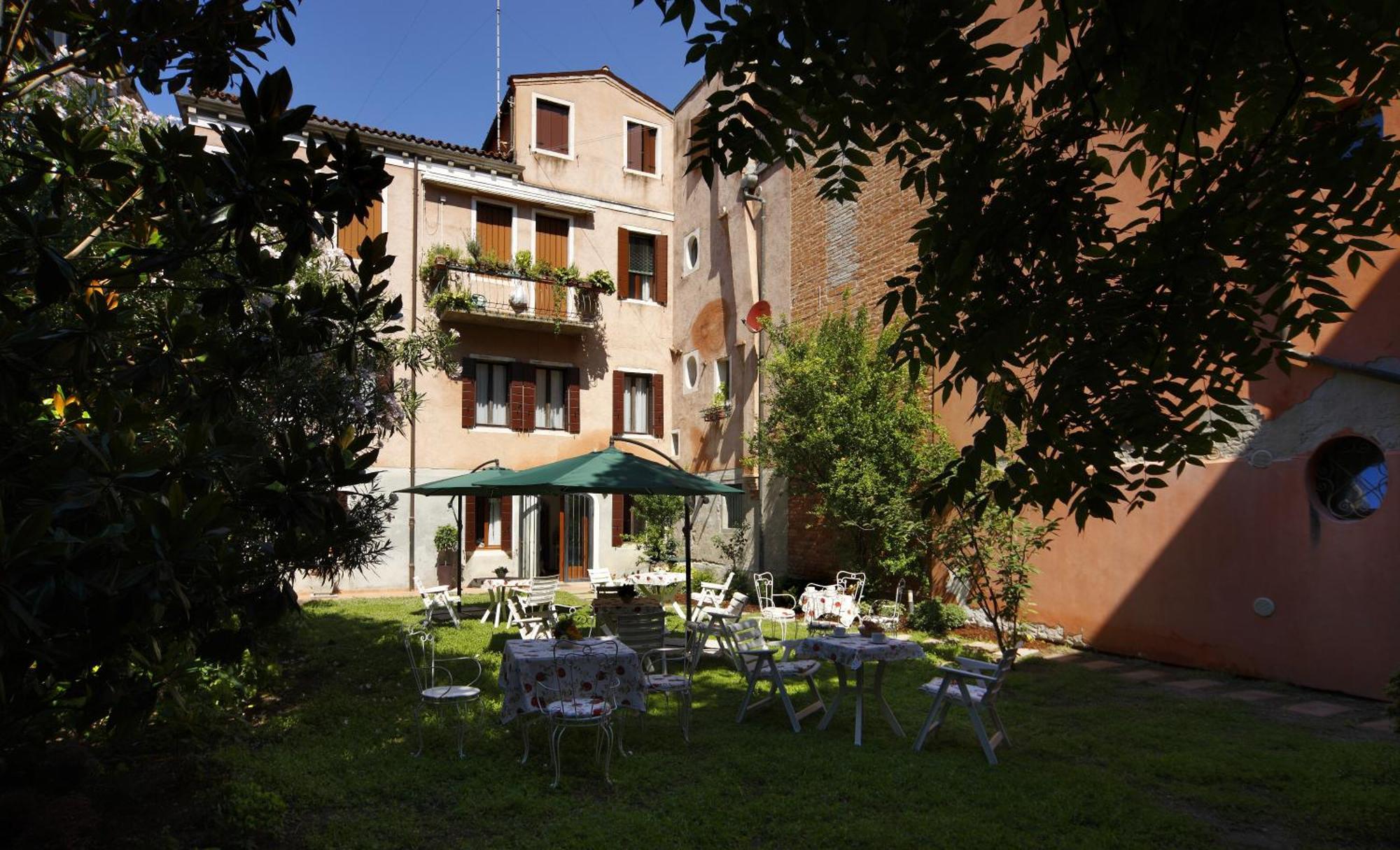 Bed & Breakfast Casa Del Melograno