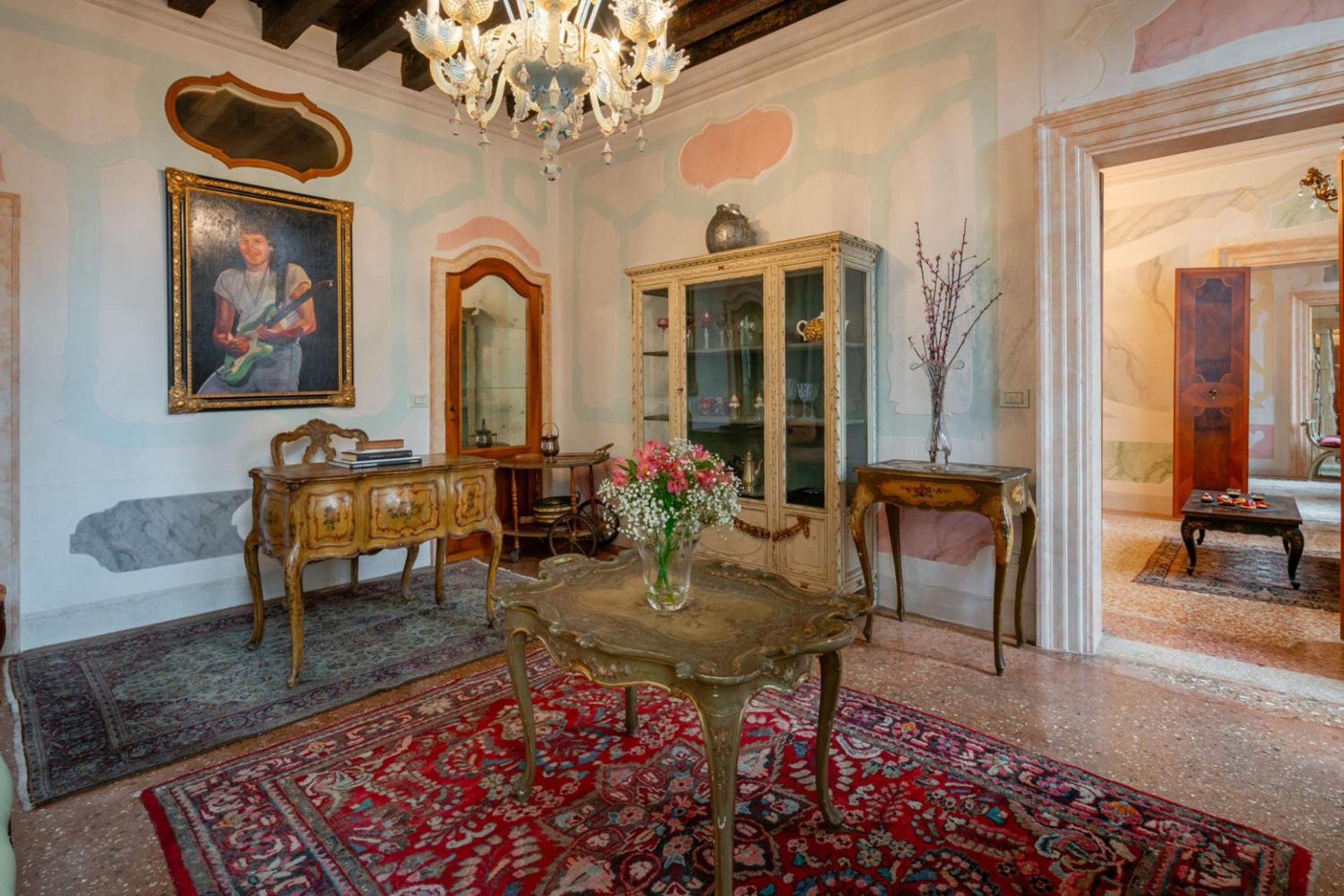 Ca-nova Venice