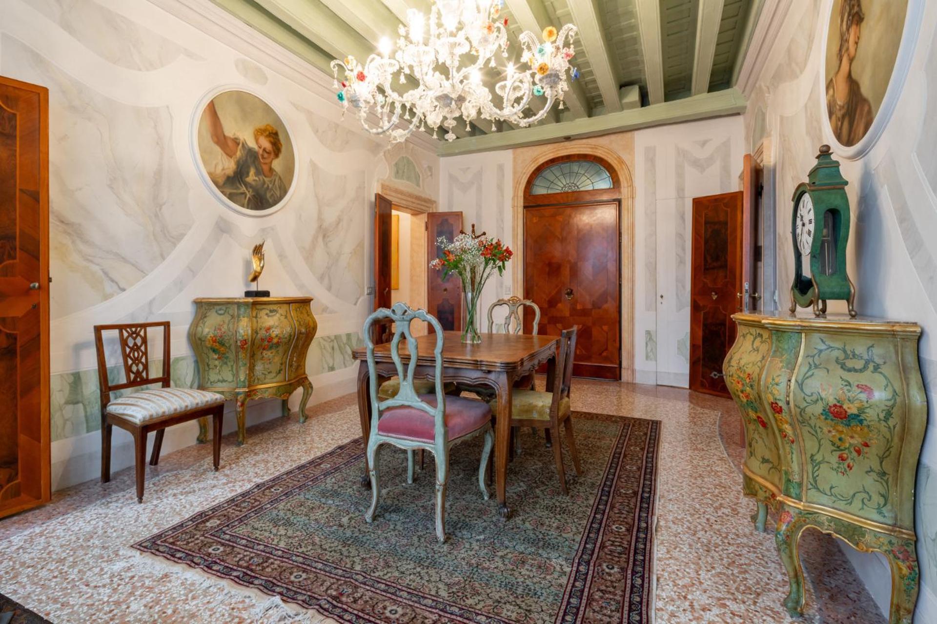 Ca-nova Venice