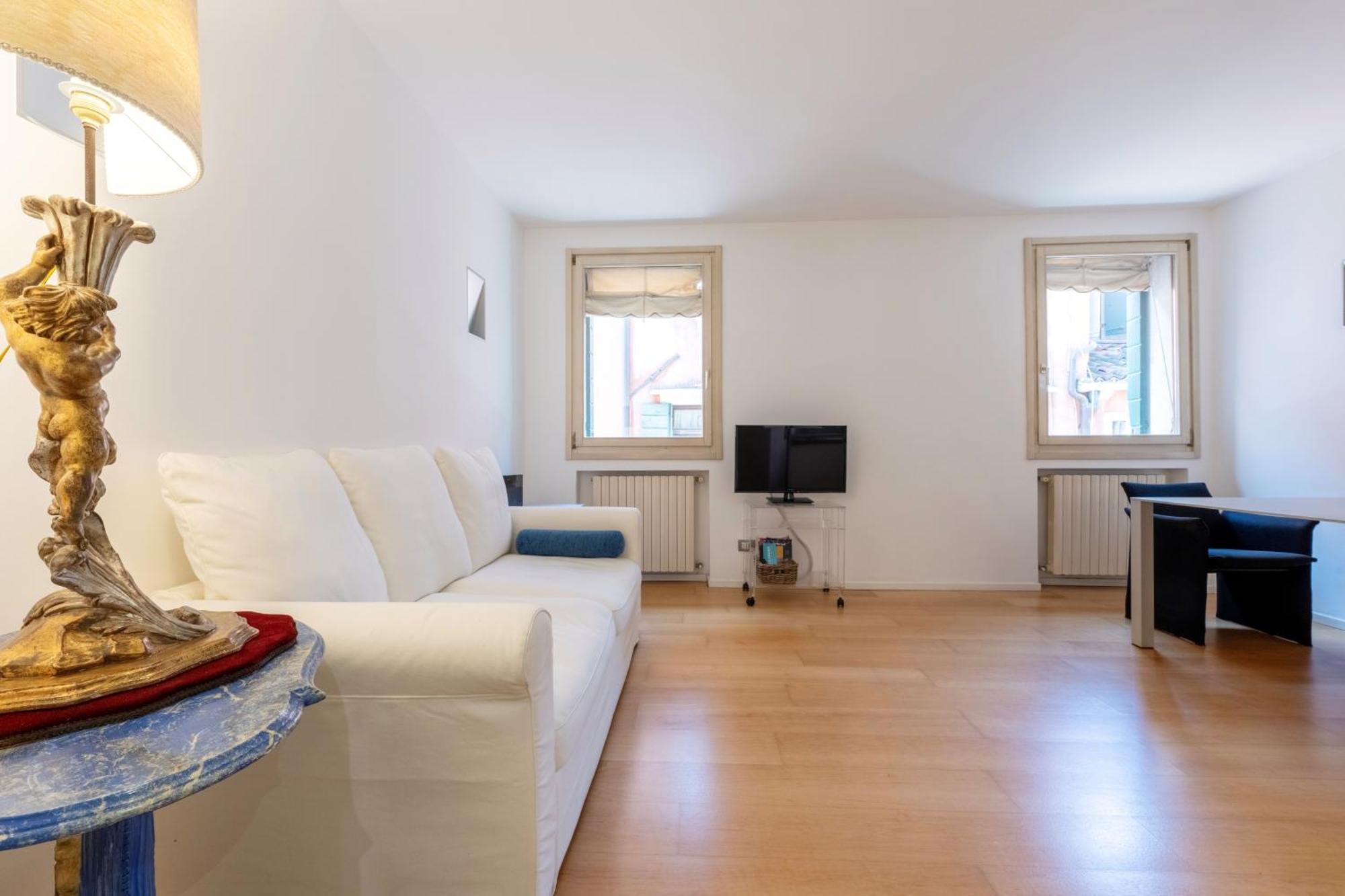 Easylife - Amazing At Rialto Apartment *