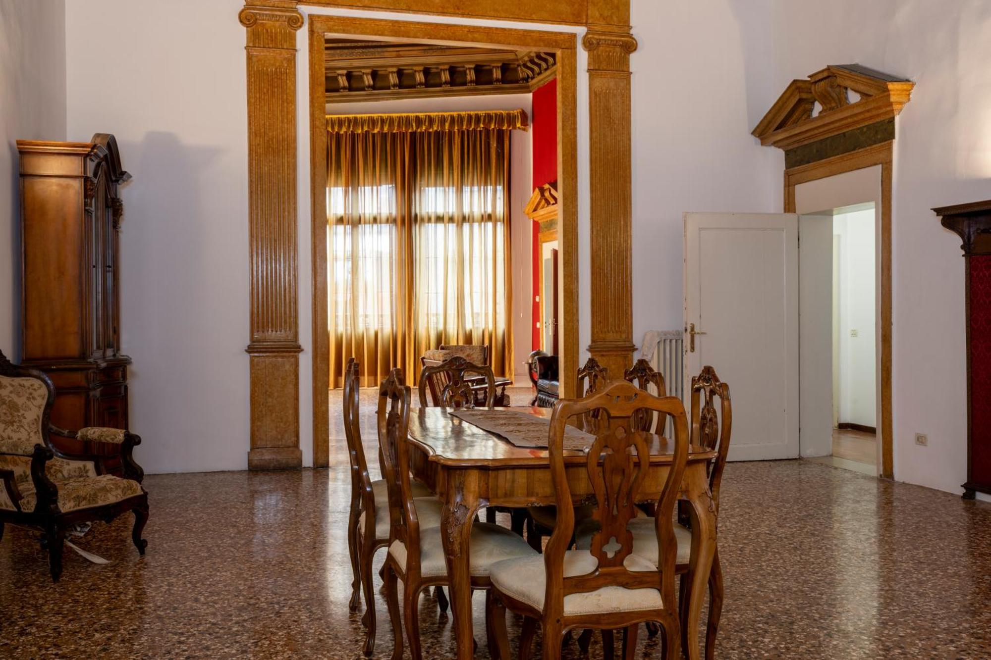 Savoia E Jolanda