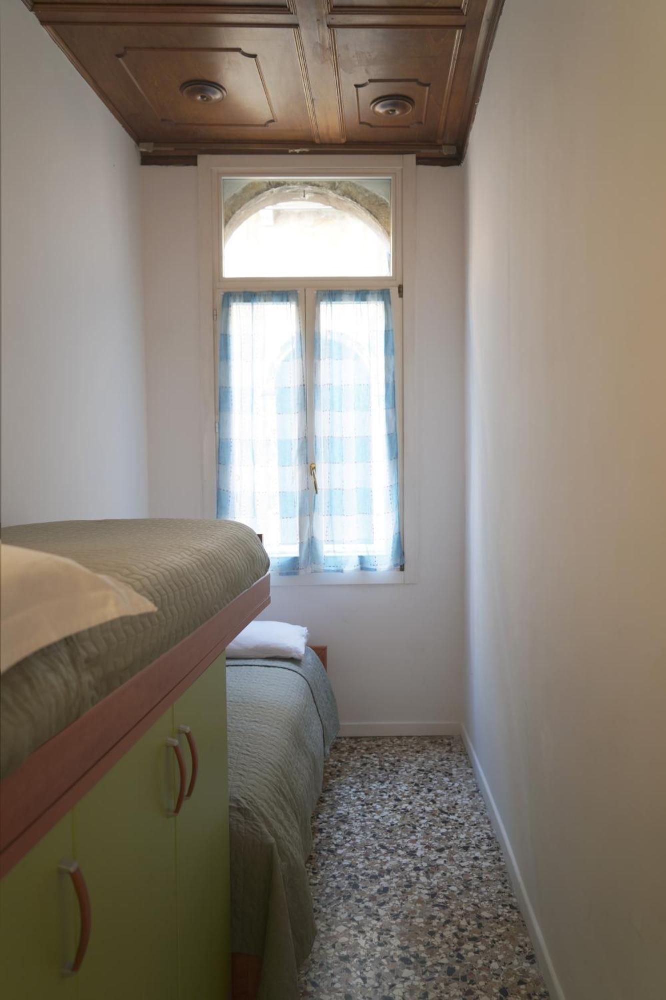 Melusina Rialto Apartment