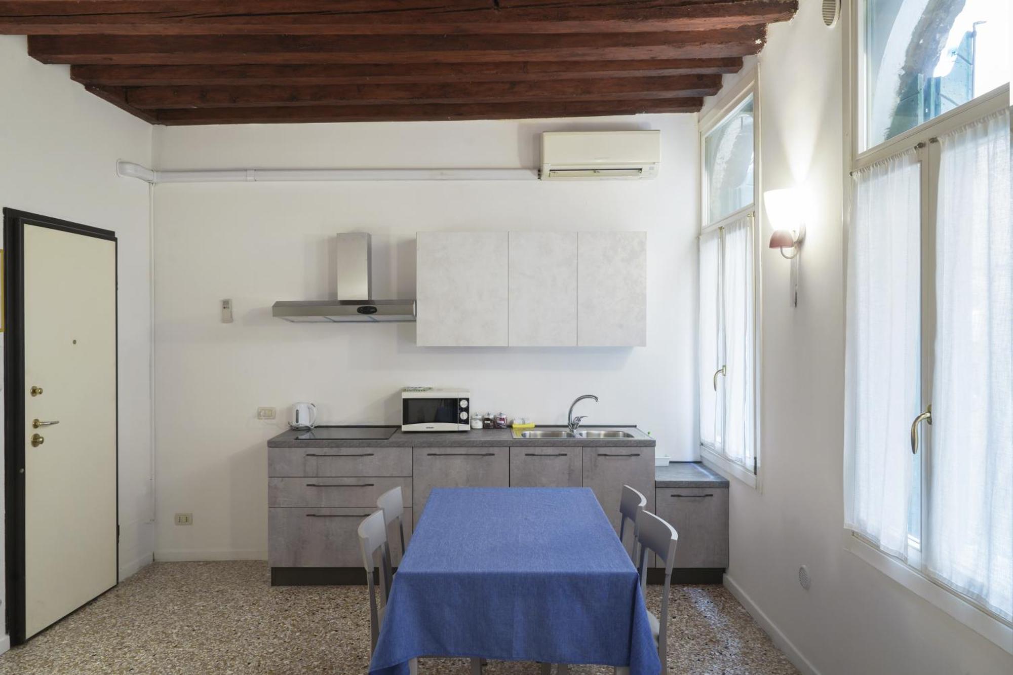 Melusina Rialto Apartment *