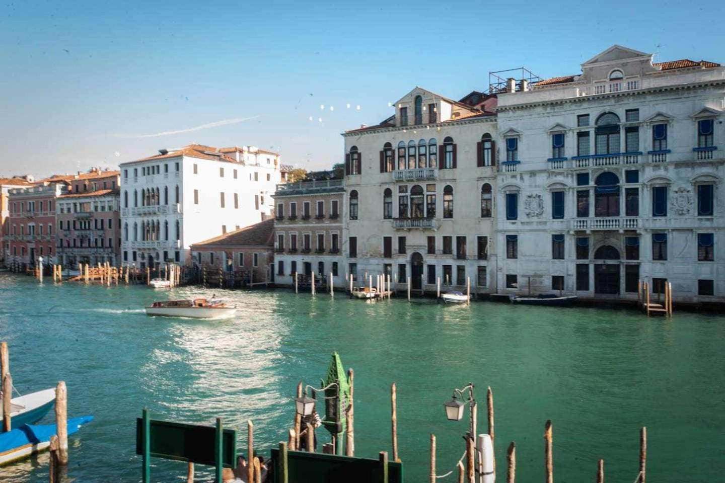 Do Leoni Apartment