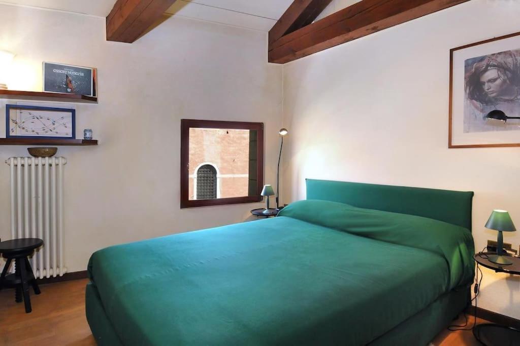 Ca' Della Tana Charming In Biennale Area Apartment Venice