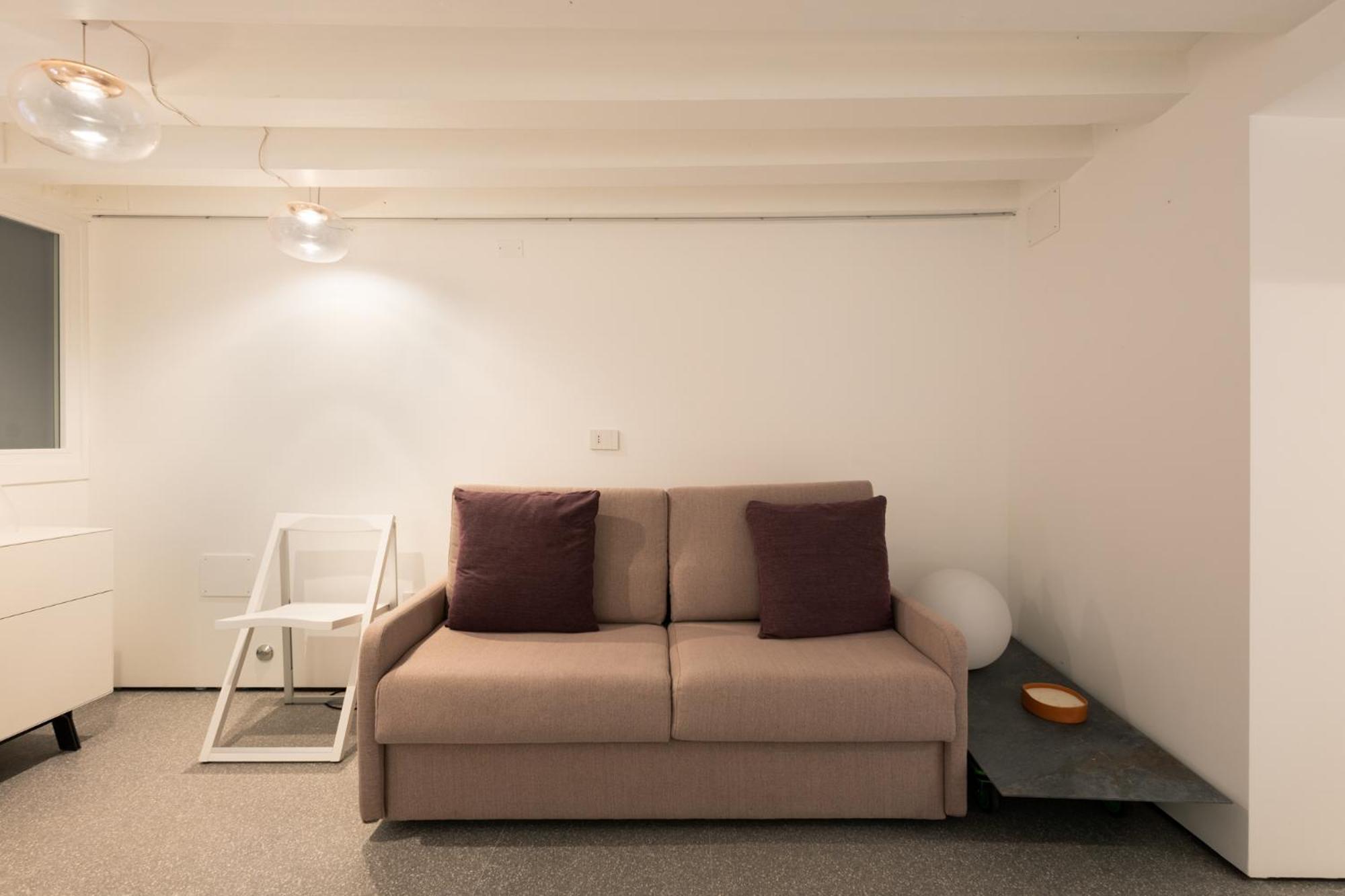 Peggy's Retreat Luxbotiquehome ~ Wifi + Patio * Veneza