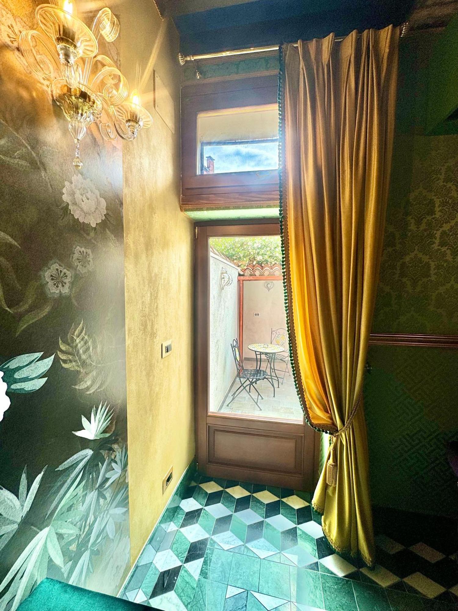 The Experience Apartment *
