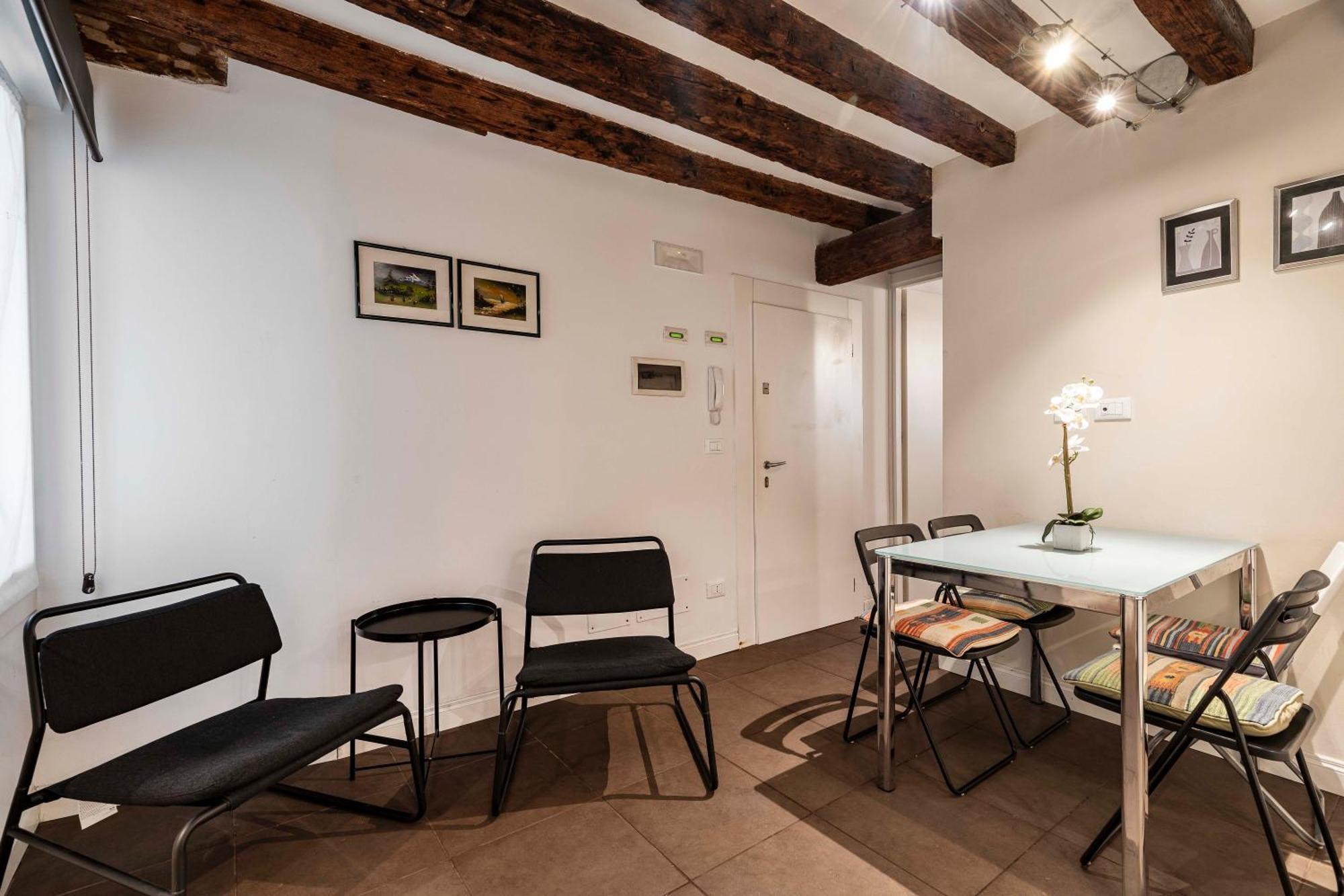 San Giacomo Pied-a-terre House By Wonderful Italy Apartment Venice