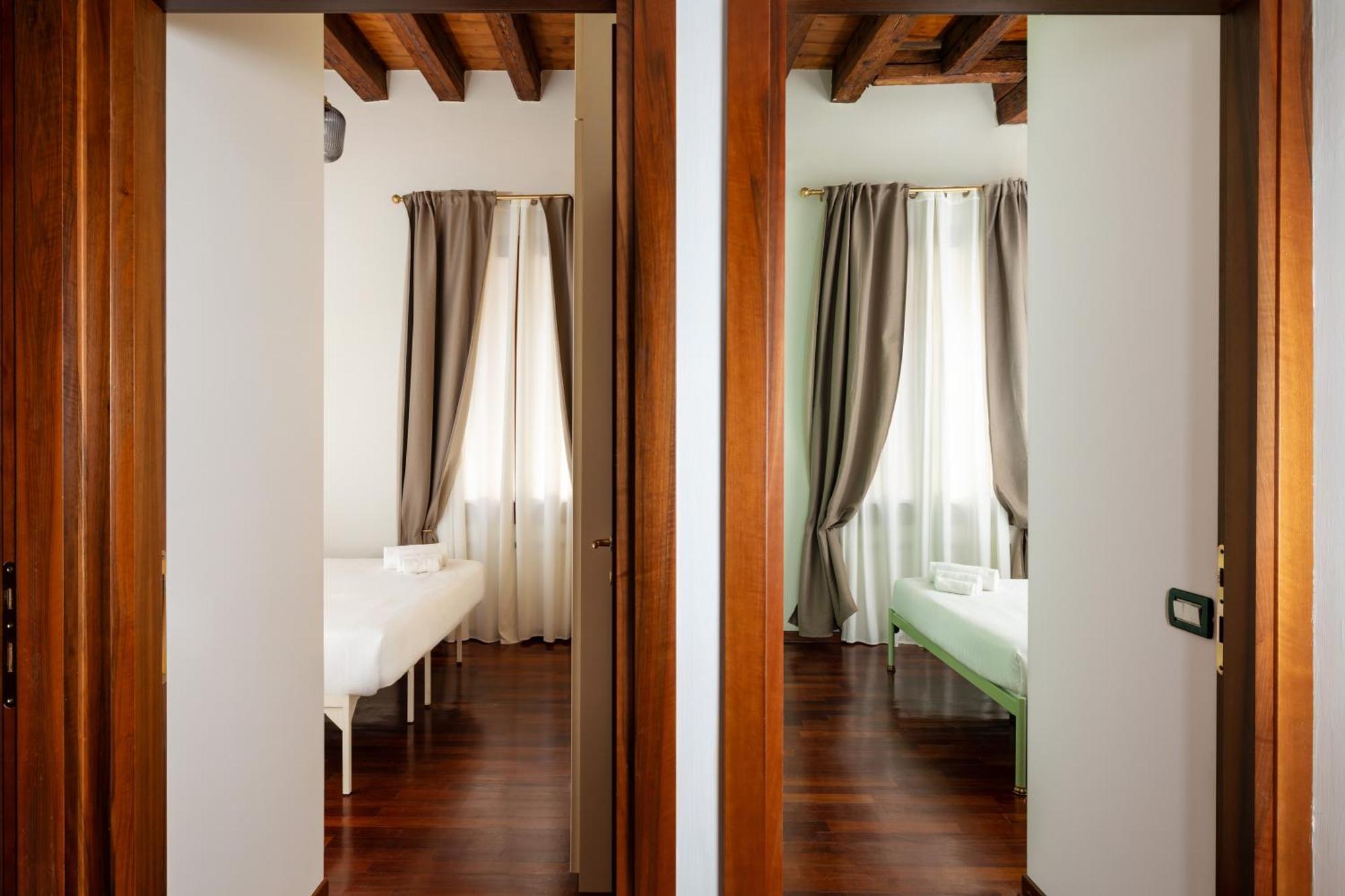Apartment San Marco Canal View By Bricola Venice