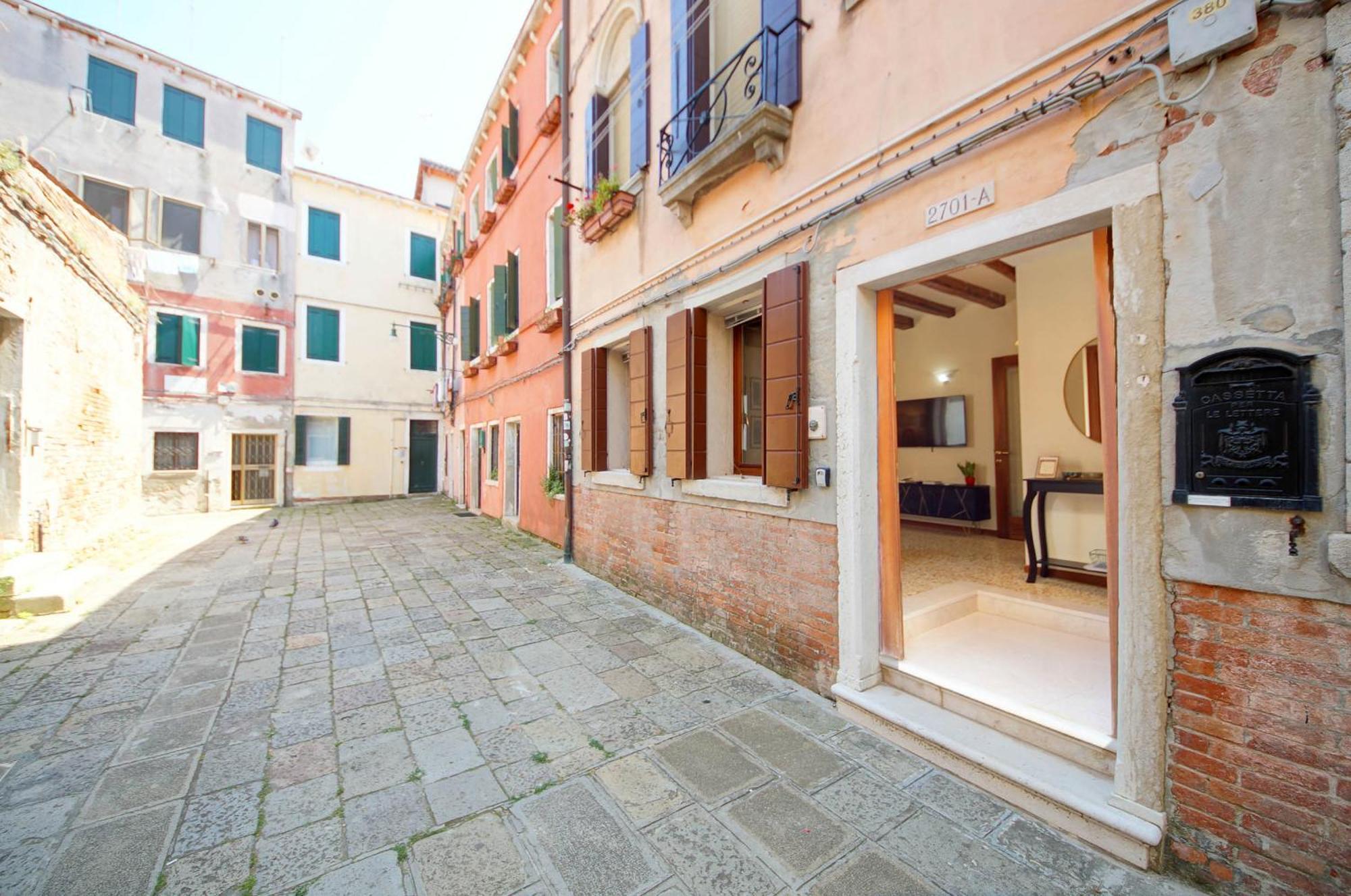 Apartment Dolcevita N 519 Biennale Venice
