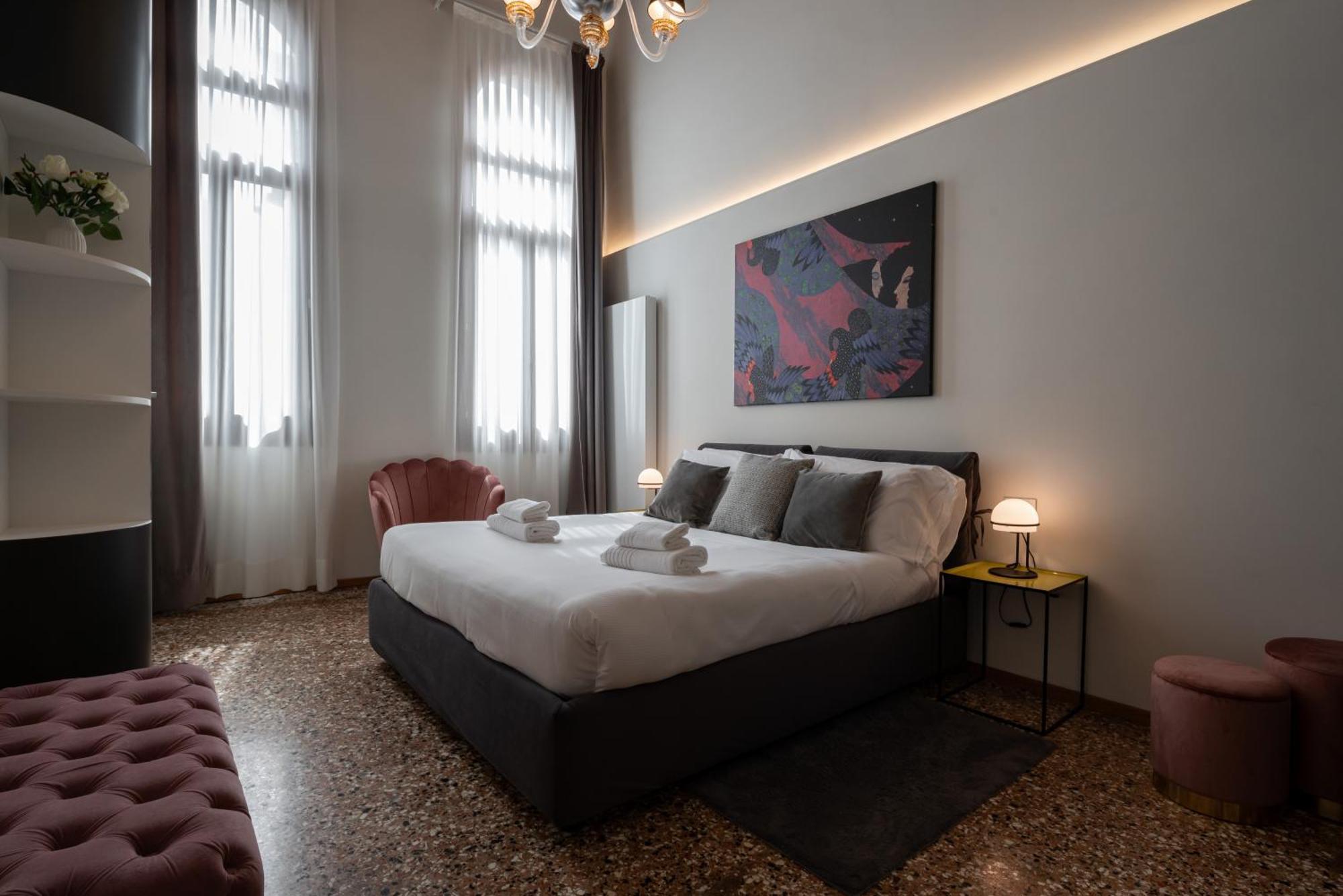 Apartment Palazzo Raspi - Private Gym And Canal View