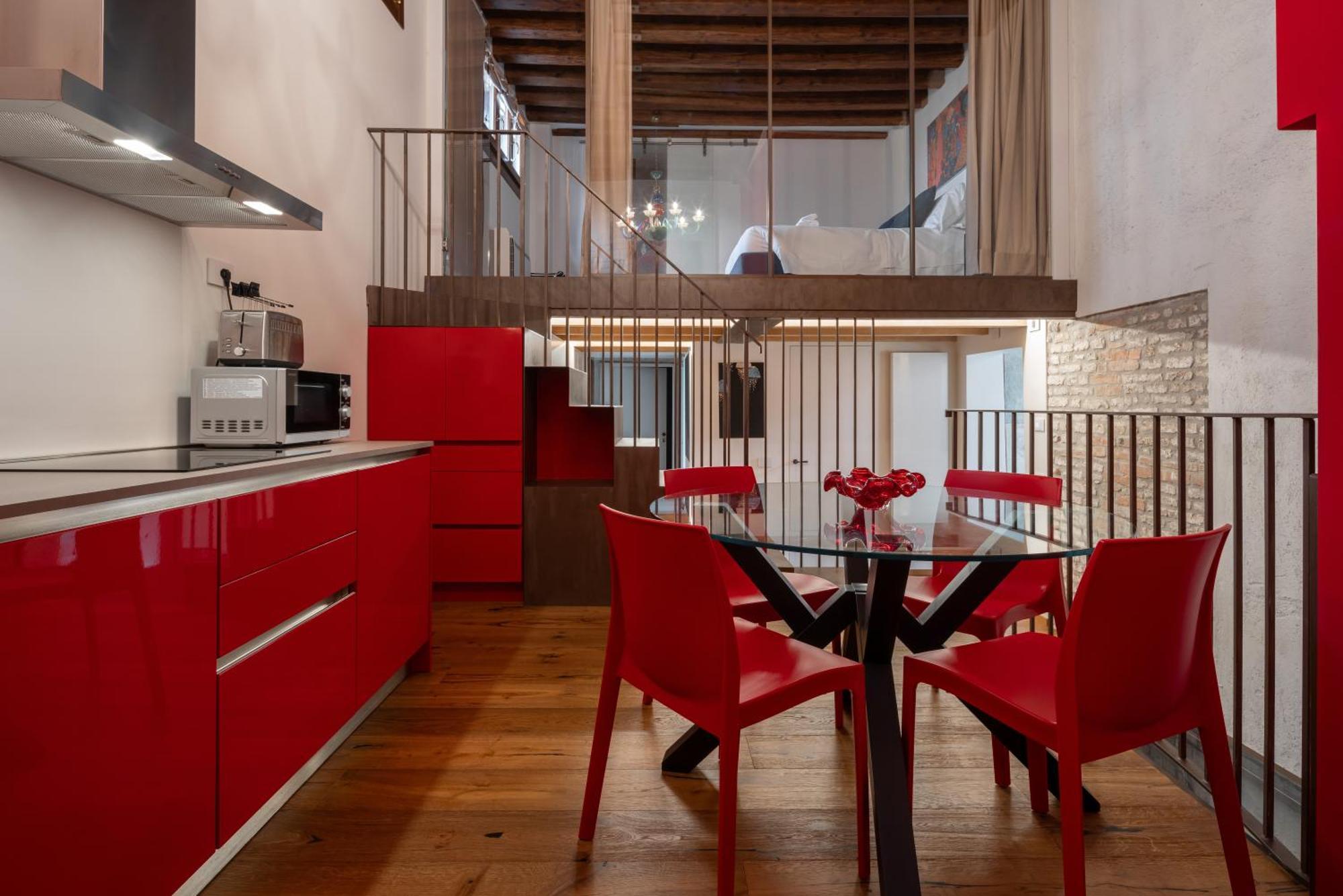 Palazzo Raspi - Private Gym And Canal View *