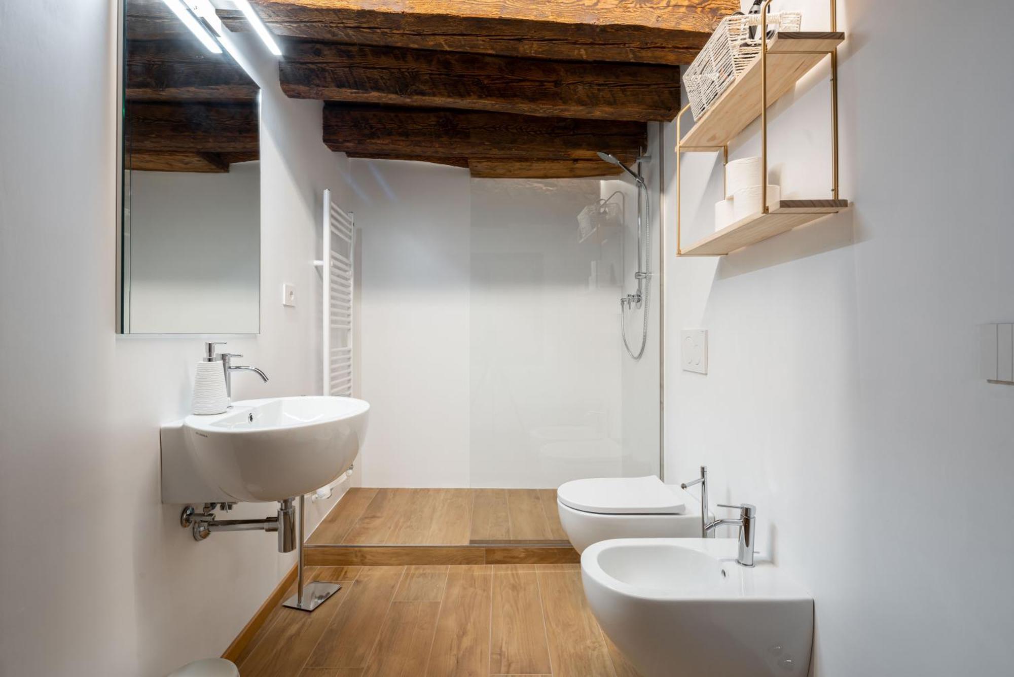 Apartment Palazzo Raspi - Private Gym And Canal View *