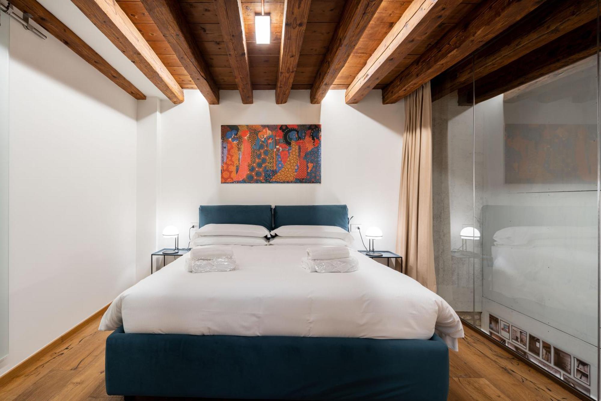Palazzo Raspi - Private Gym And Canal View Apartment Venice