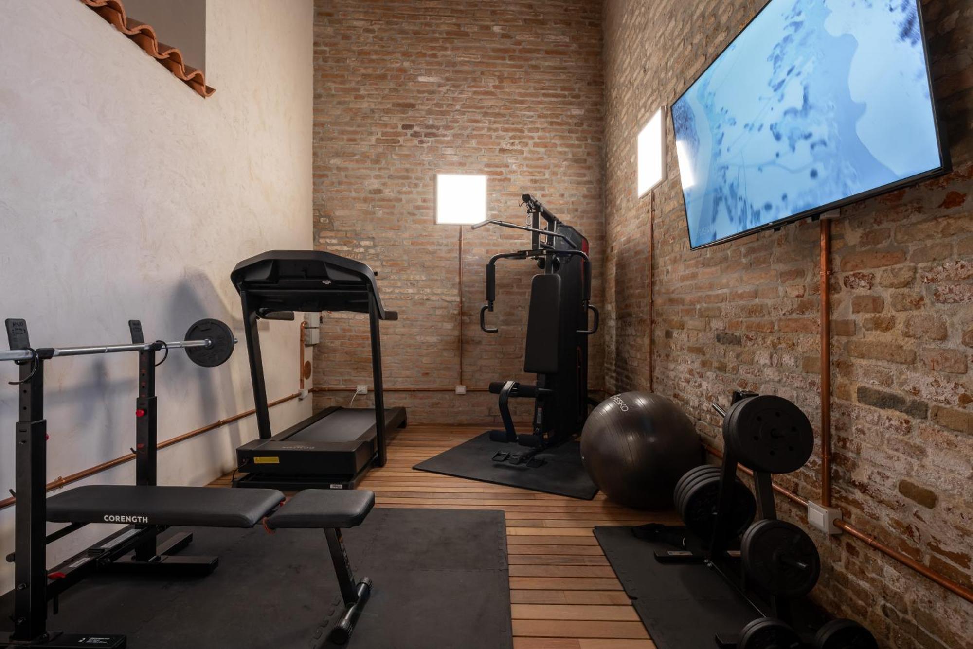 Apartment Palazzo Raspi - Private Gym And Canal View *