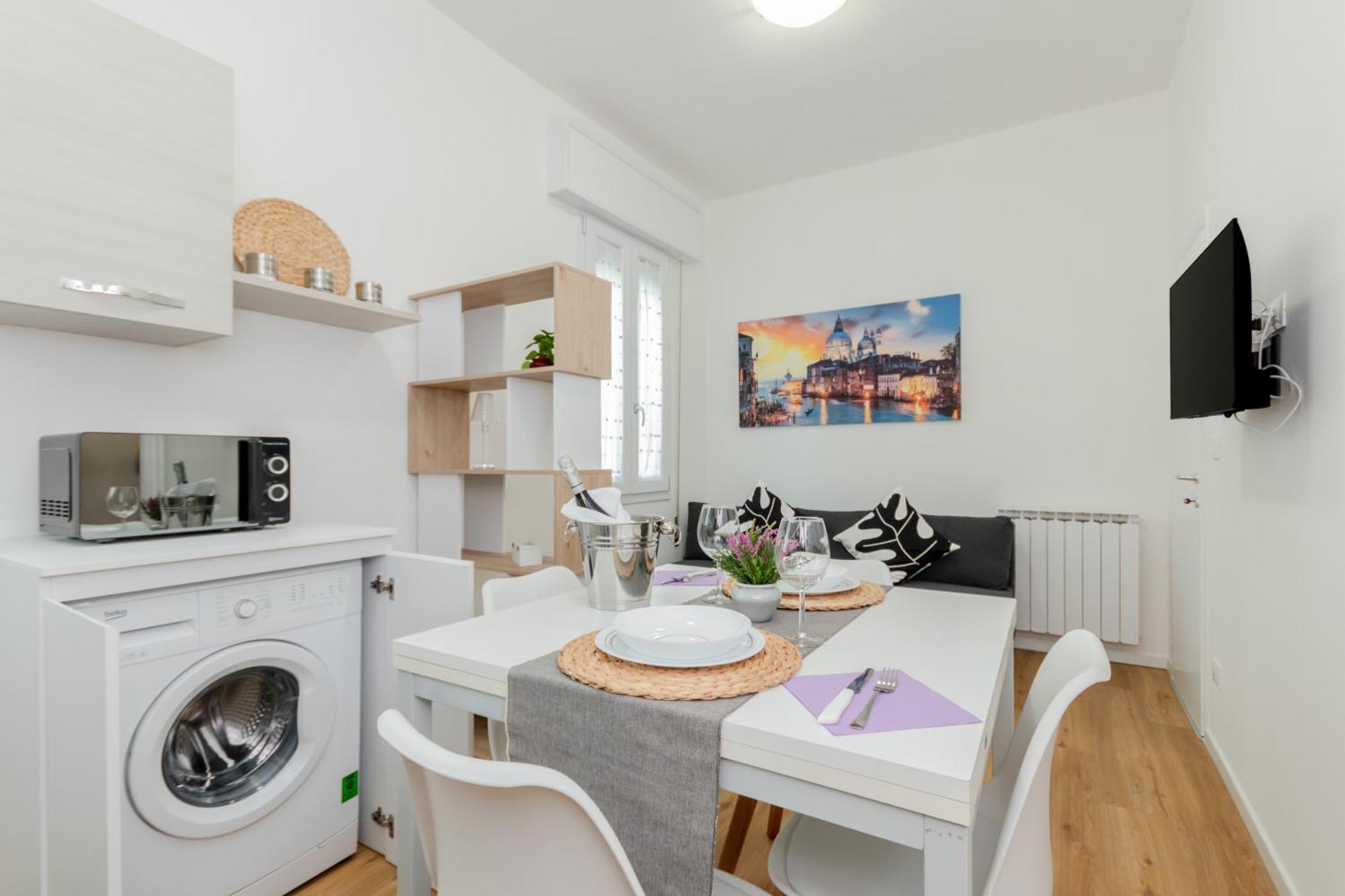 Barbara's Venetian Dream Comfort And Relax With Parking Apartment