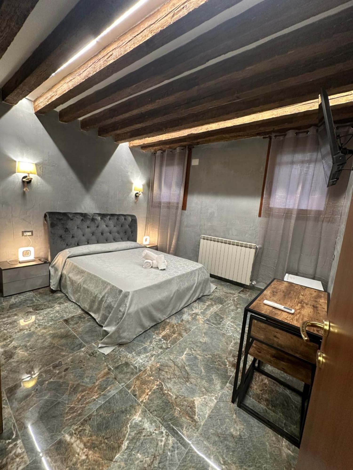 Rainbow Biennale Guest house Venice
