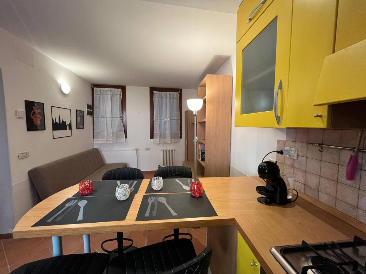 Apartment Ca'dei Nonni Canal View Venice