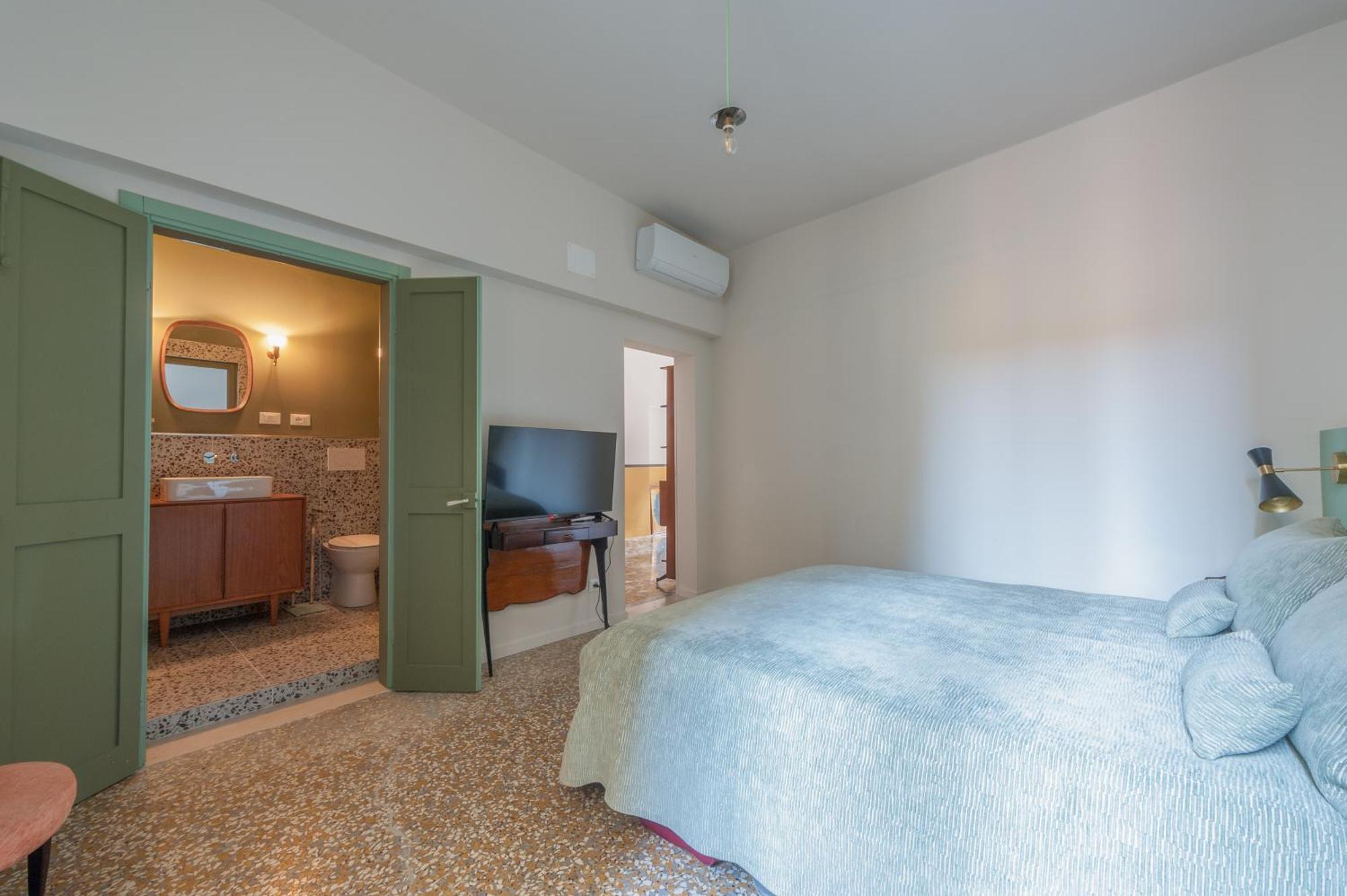 Apartment Sant'angelo Canal View