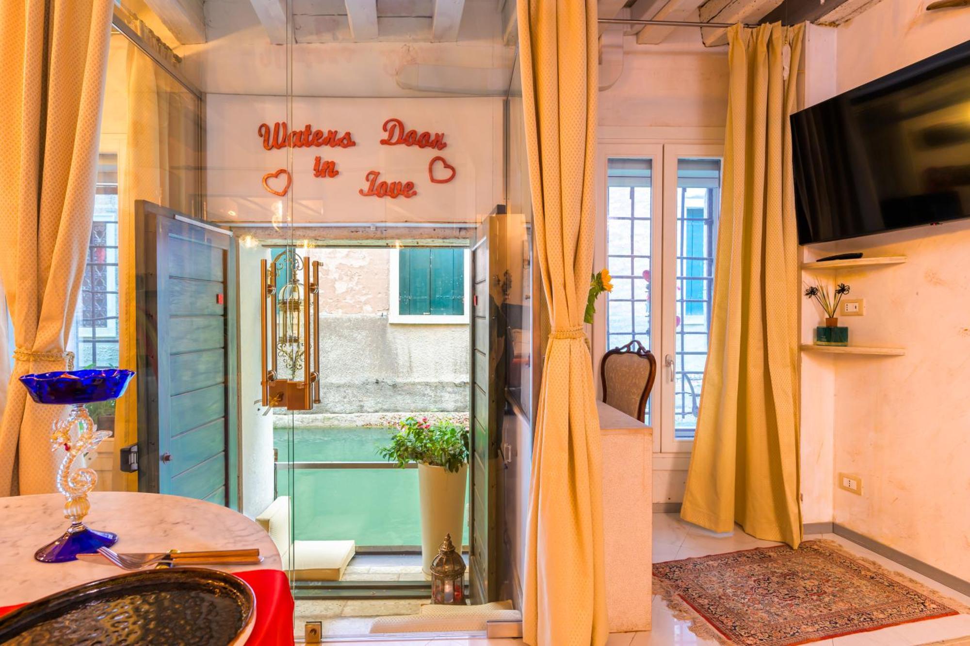 Luxury Watersdoor Apartment Venice
