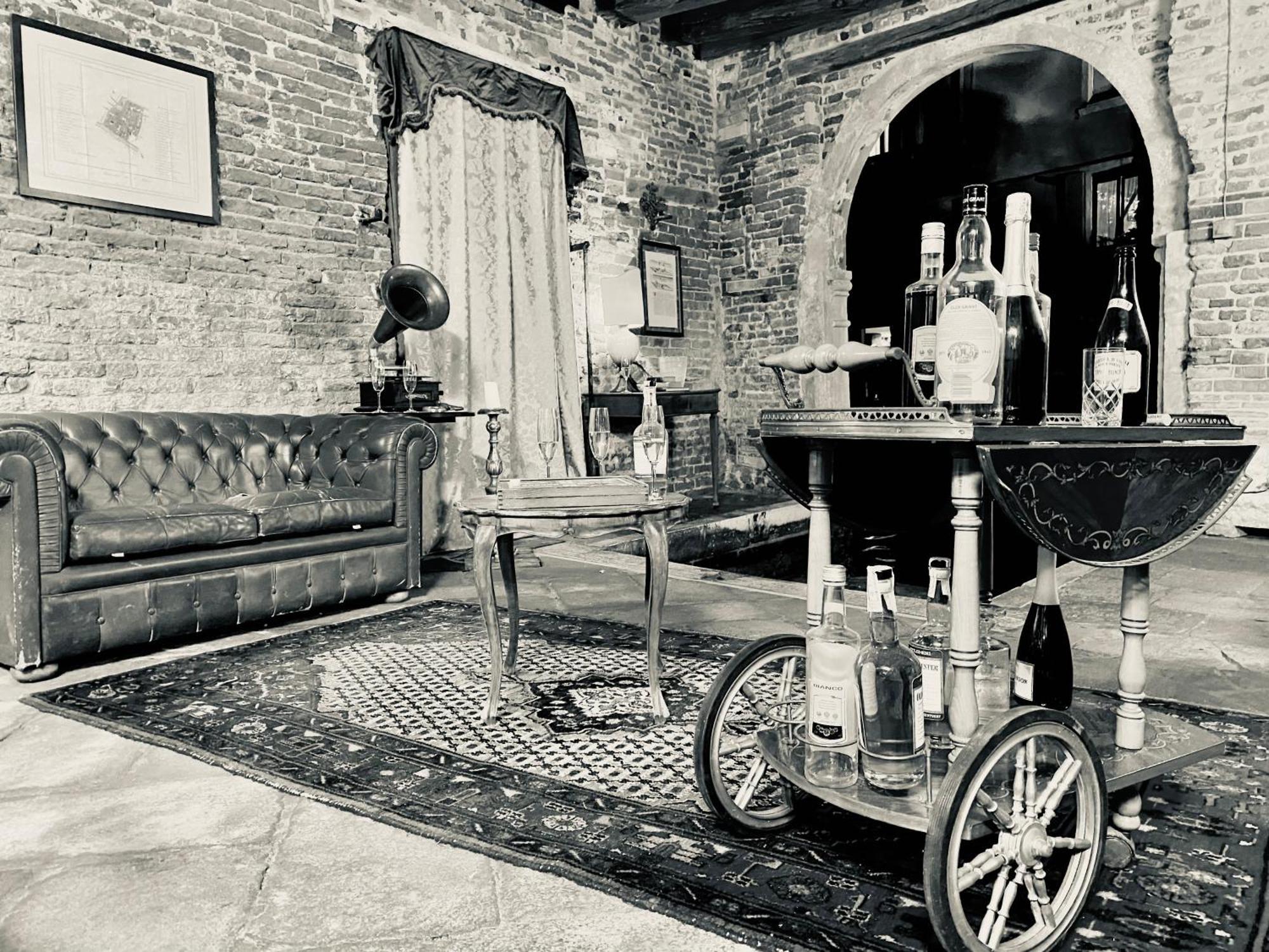 Console Inn Venice