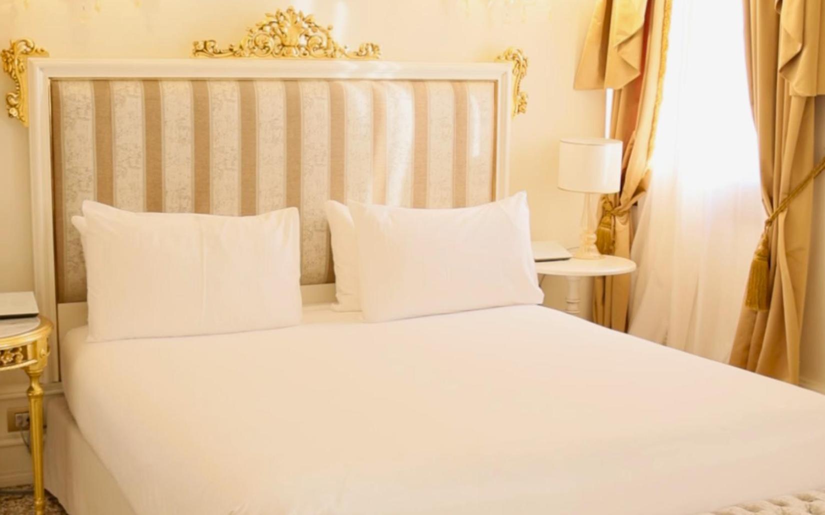 Ca' Bonfadini Historic Experience Hotel