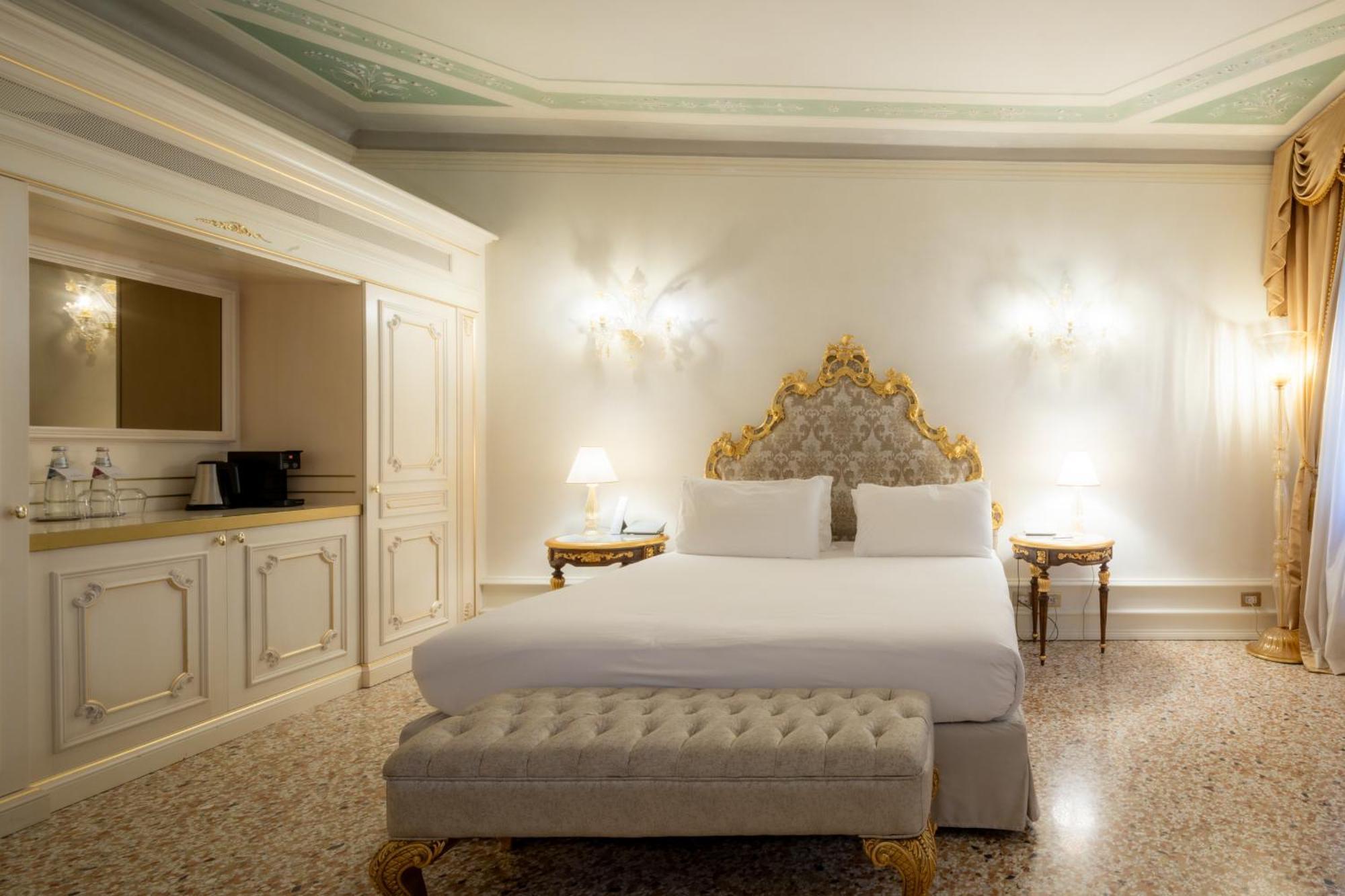 Ca' Bonfadini Historic Experience 5* Veneza