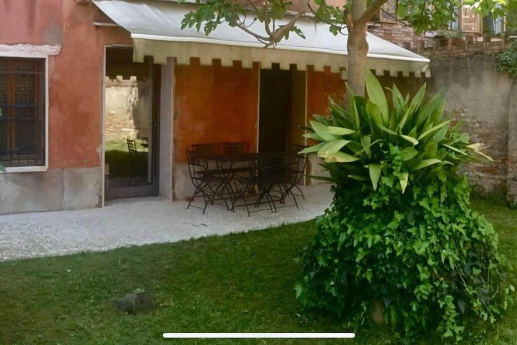 Raphael's Garden House Apartamento Veneza