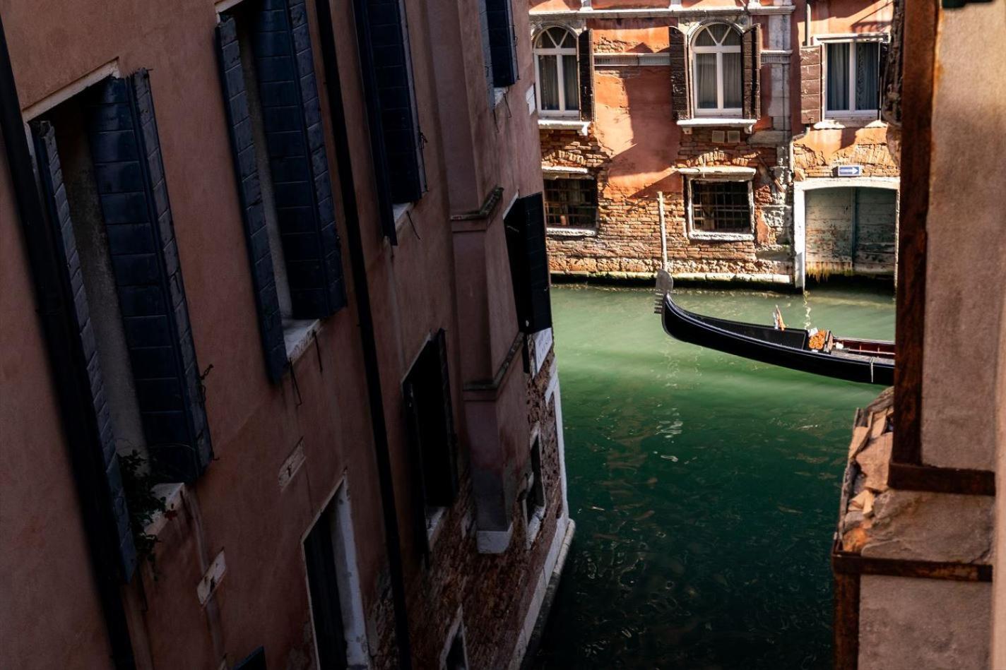 San Marco Canal View By Bricola Apartment
