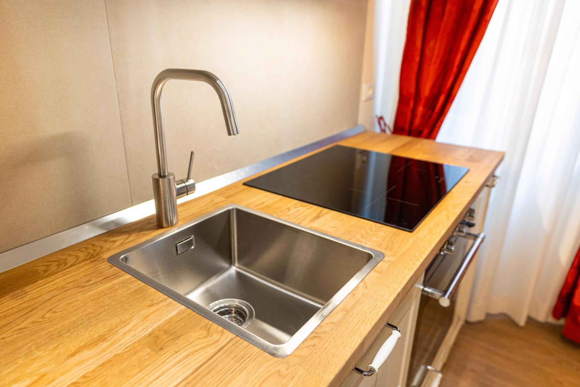 Vista Canale, 4 Ospiti, 2 E 2 Bagni Appartamento *