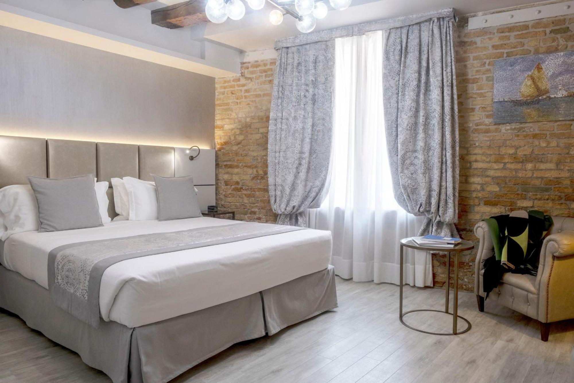 Hotel Aquarius - Ascend Collection