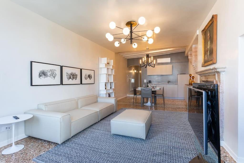 Ca' Remer Grand Canal Apartment Venice