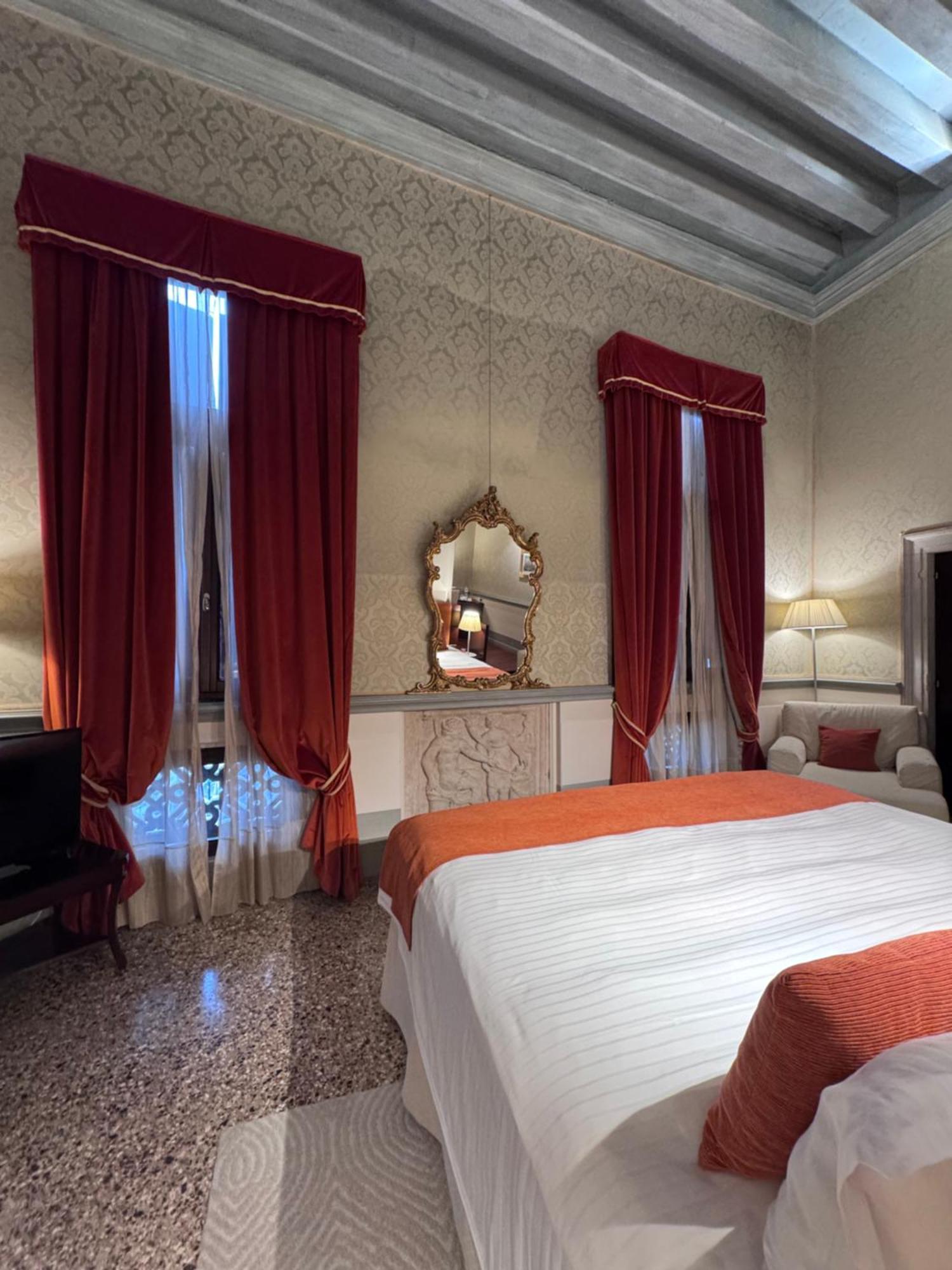 Hotel Ruzzini Palace