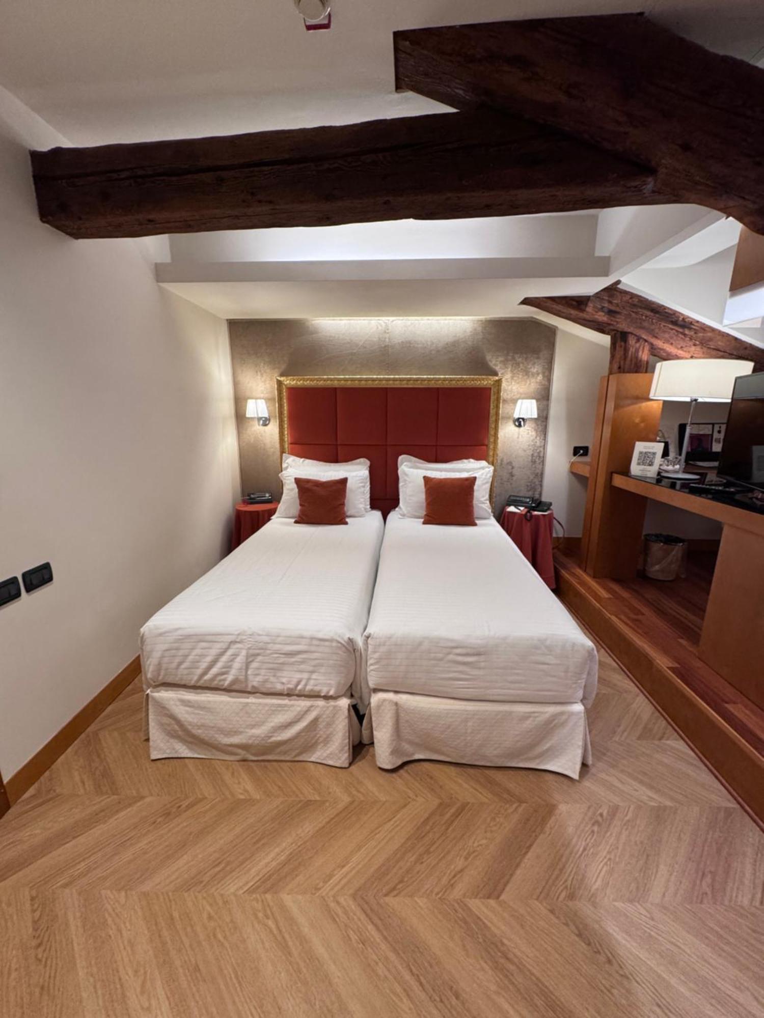 Hotel Ruzzini Palace