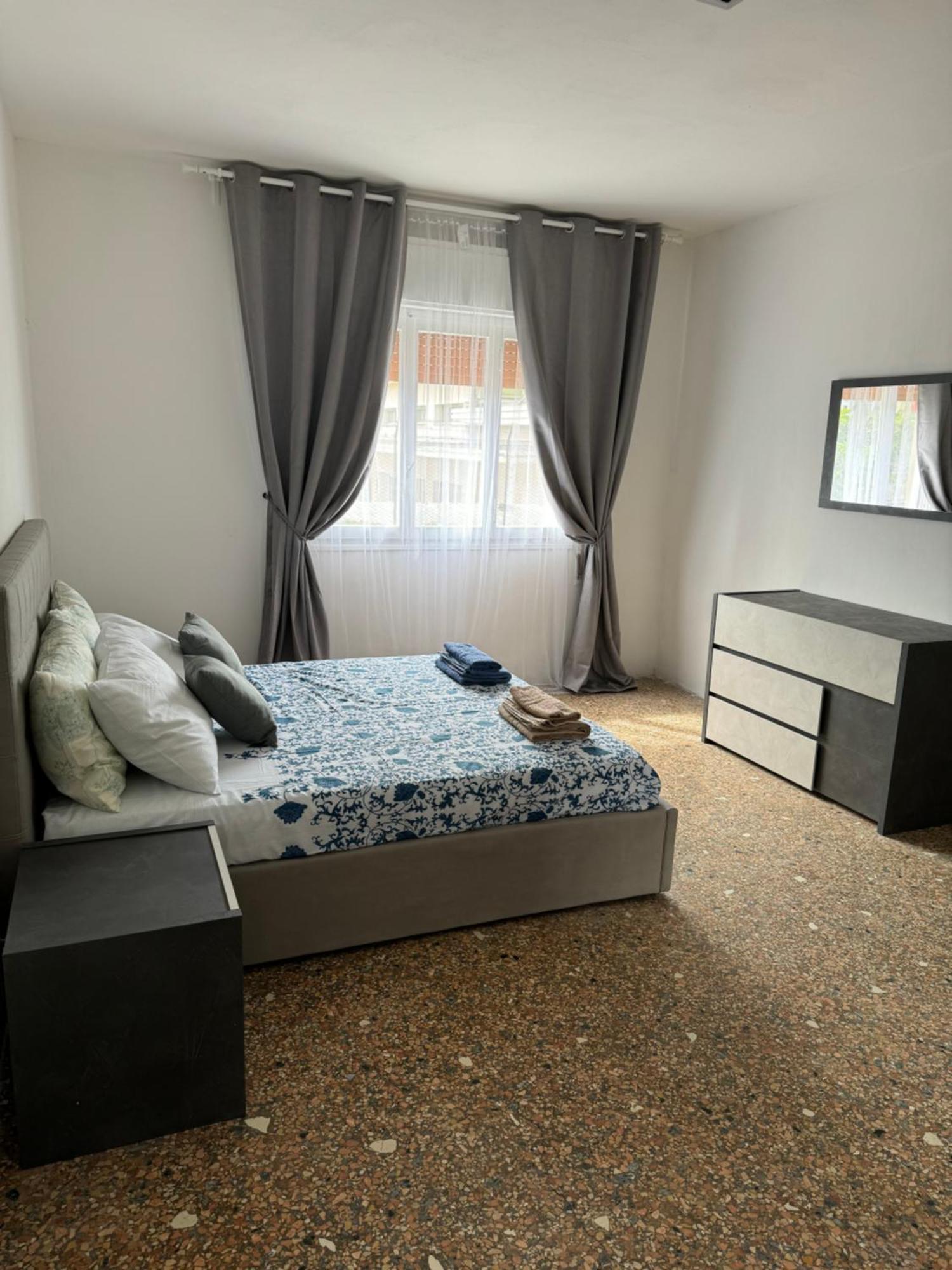Grey Apartment *