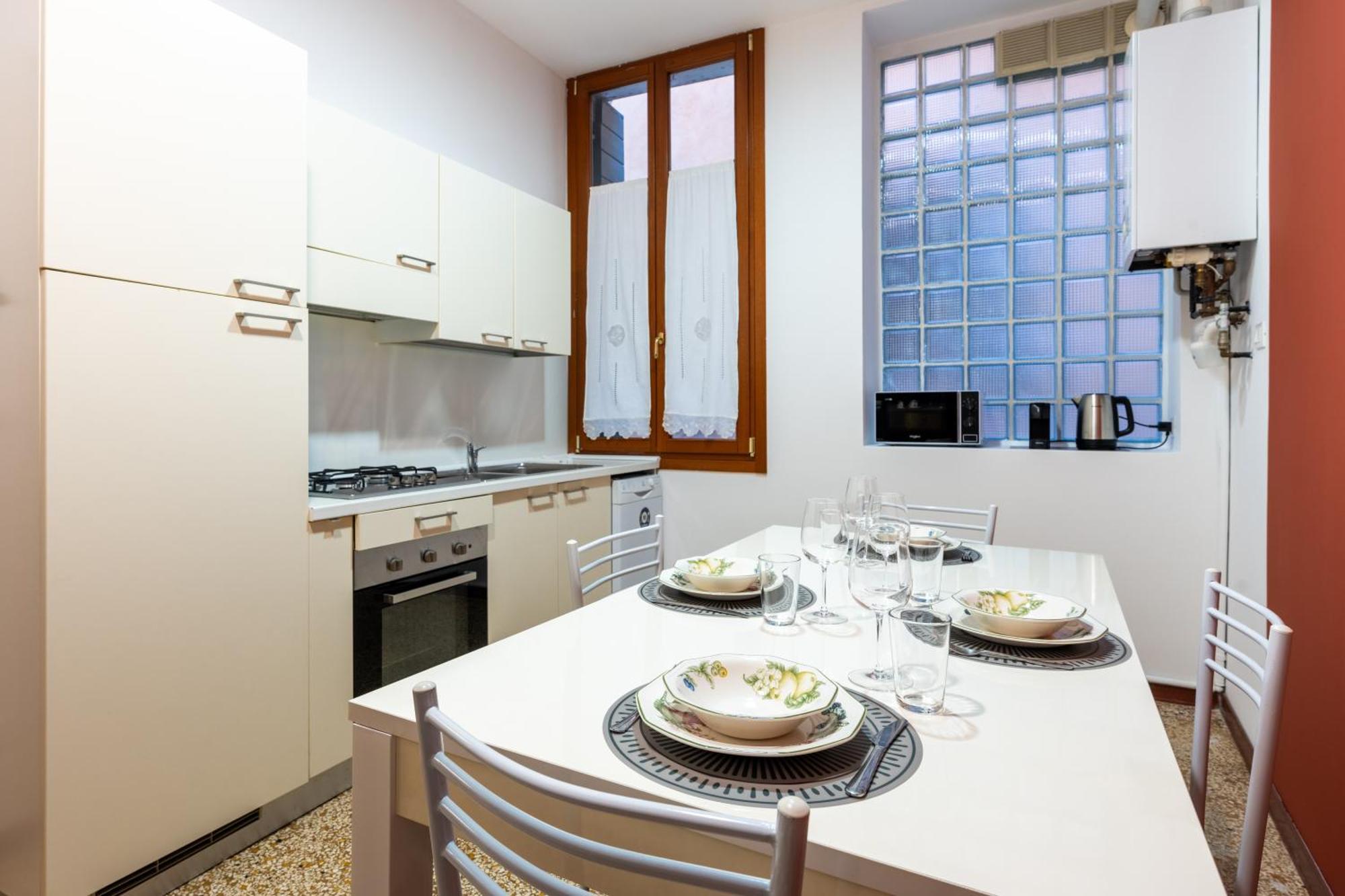 Just Urban - Castello 6386 Canal View Venice