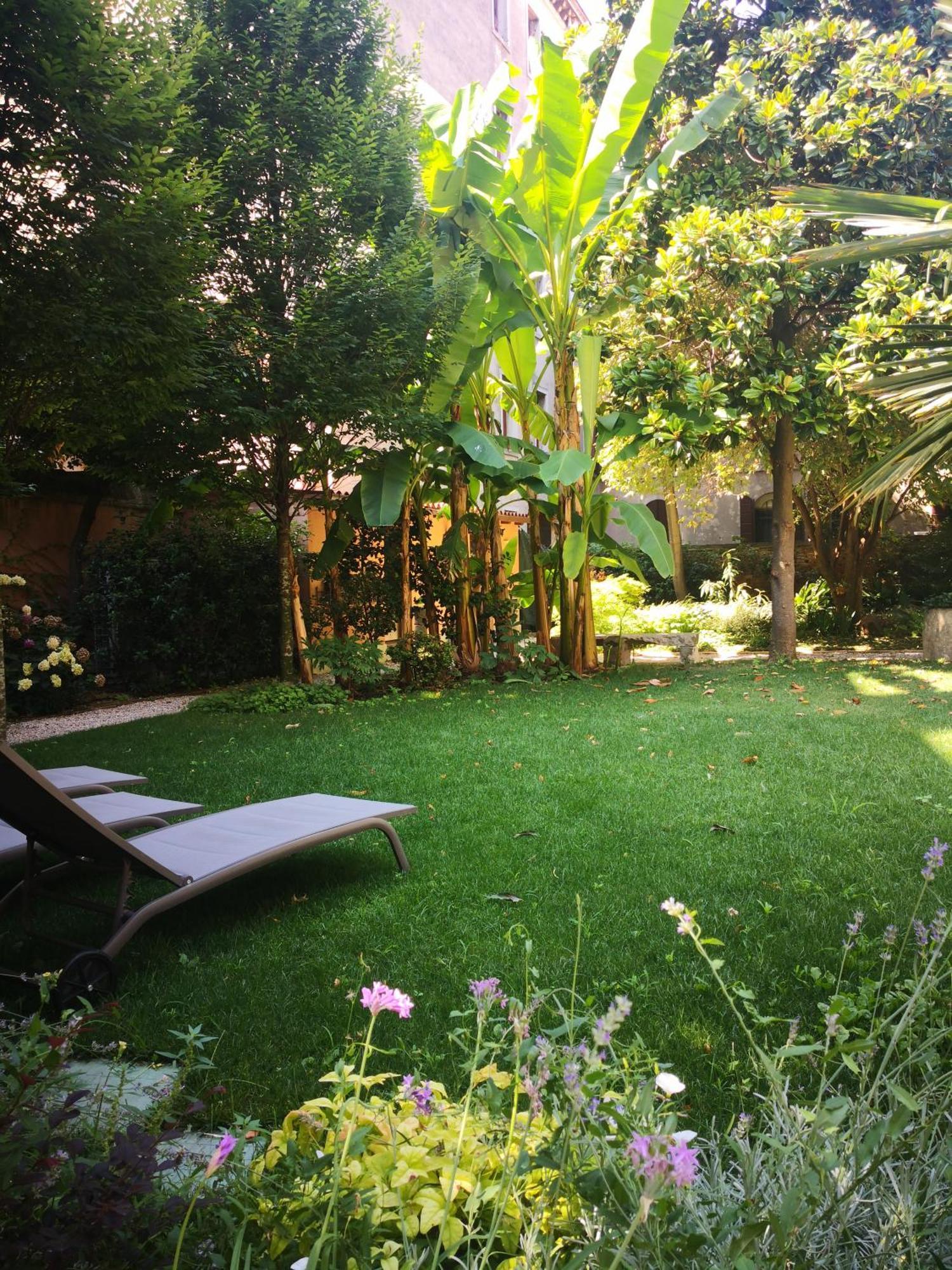 Casa de hóspedes Cinqueteste Luxury 2*