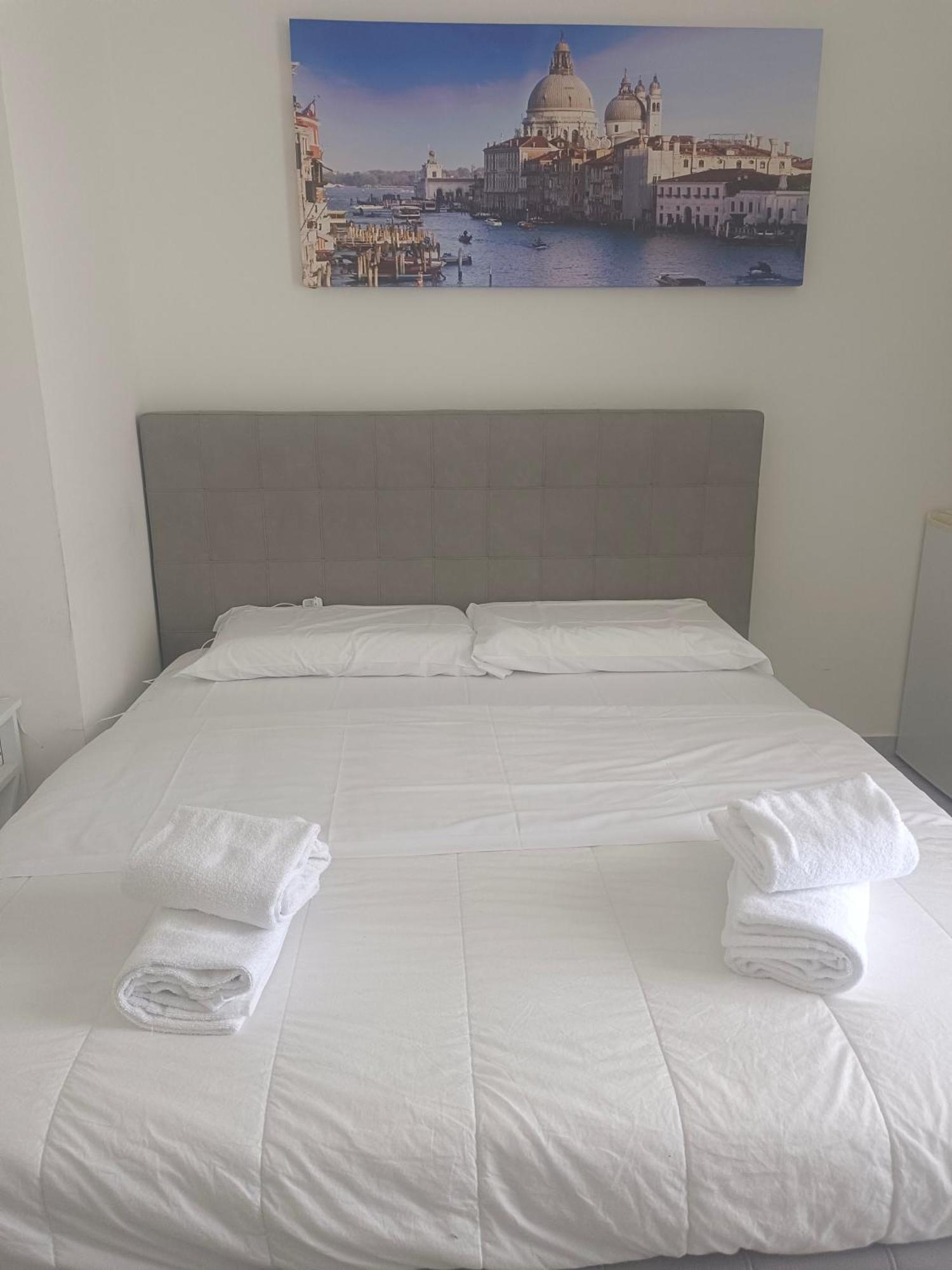 Venice Apartments Apartment *