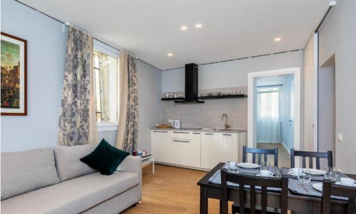 Apartment Bricola Biennale
