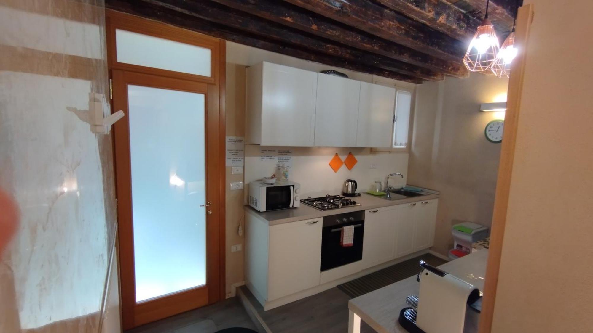 Ca Lirica Apartment *