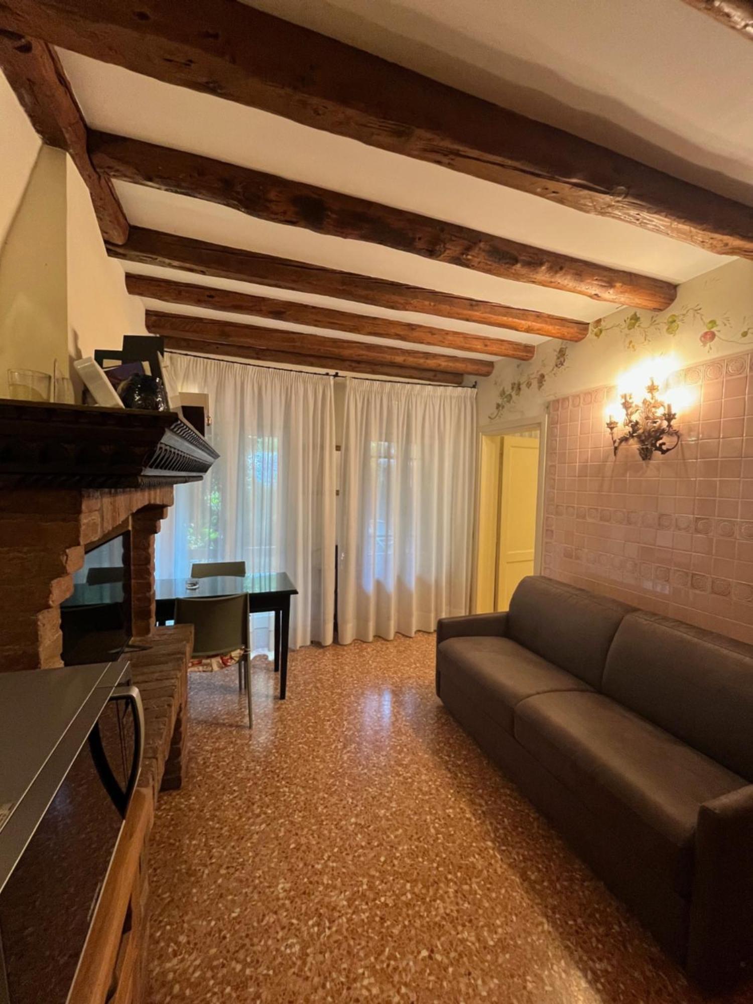 Peggy Apartment