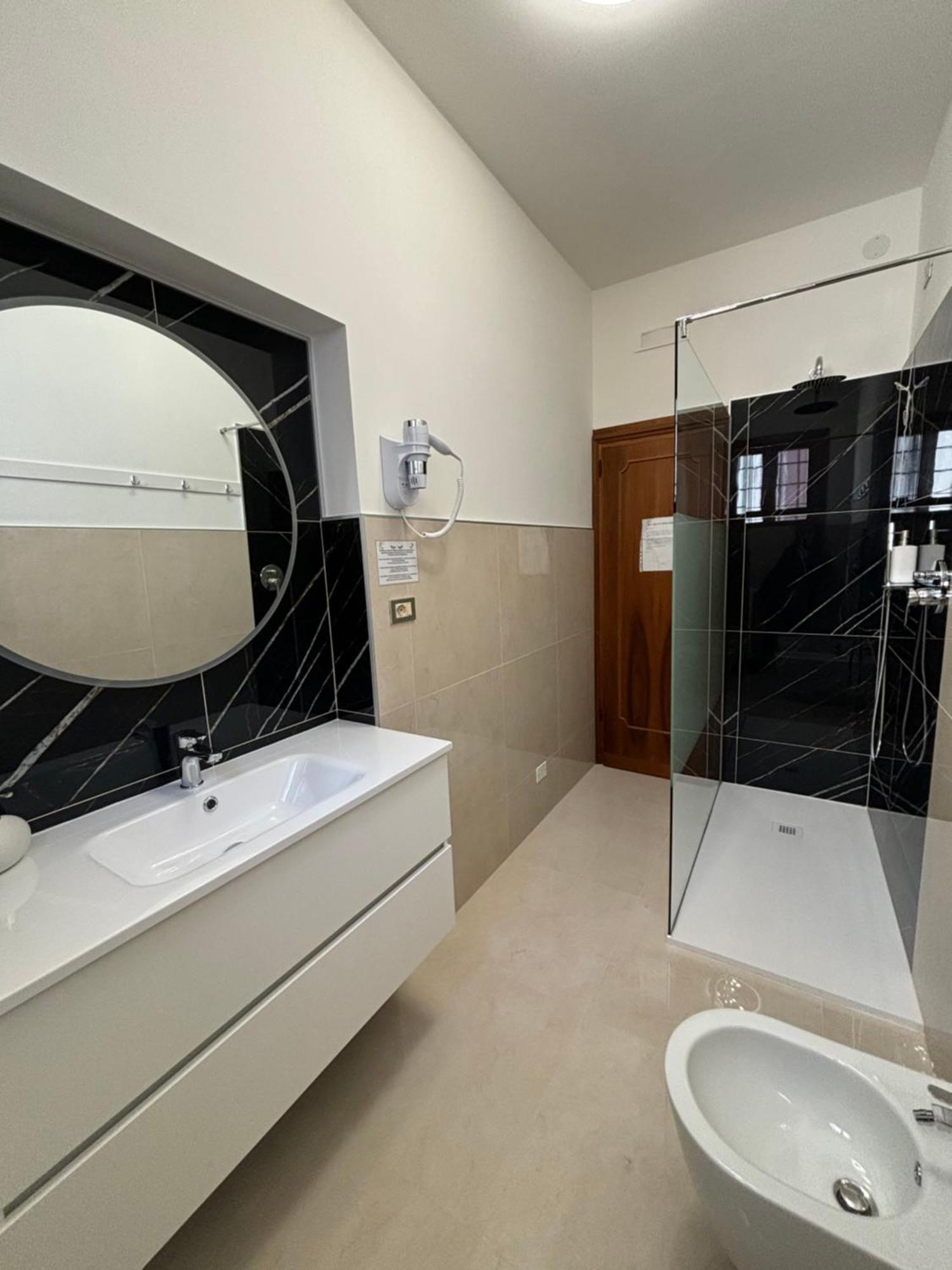 Apartment Ca Barbaro With Altana-appartamenti Storici- Venice