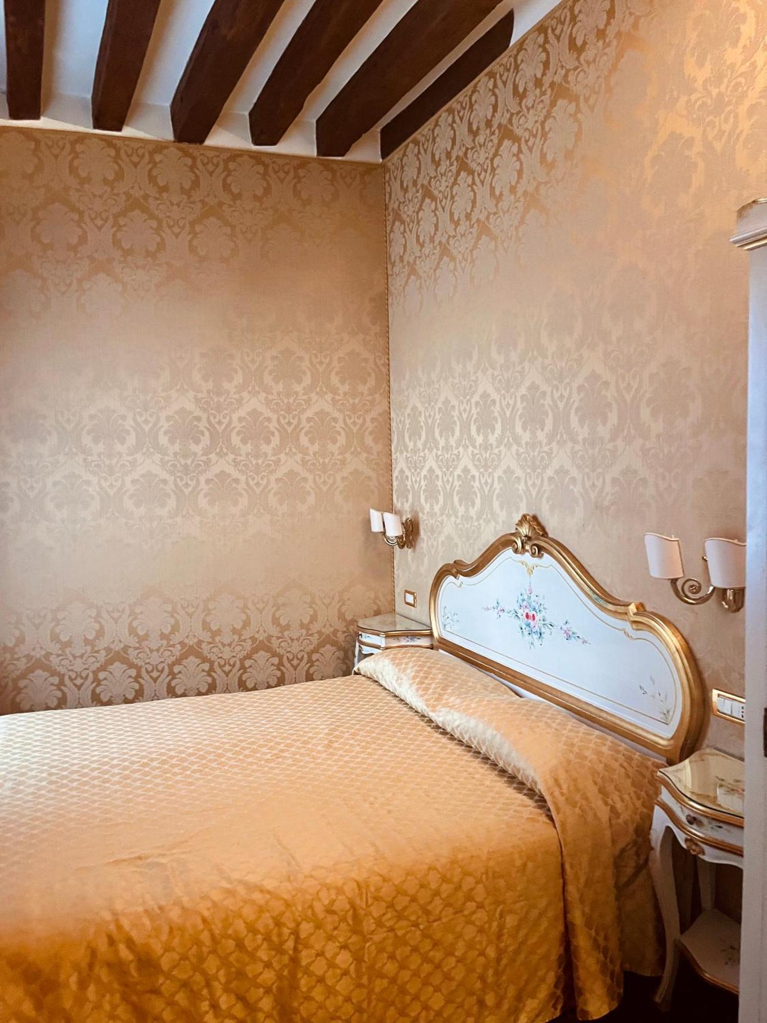 Correr Guest house 3*