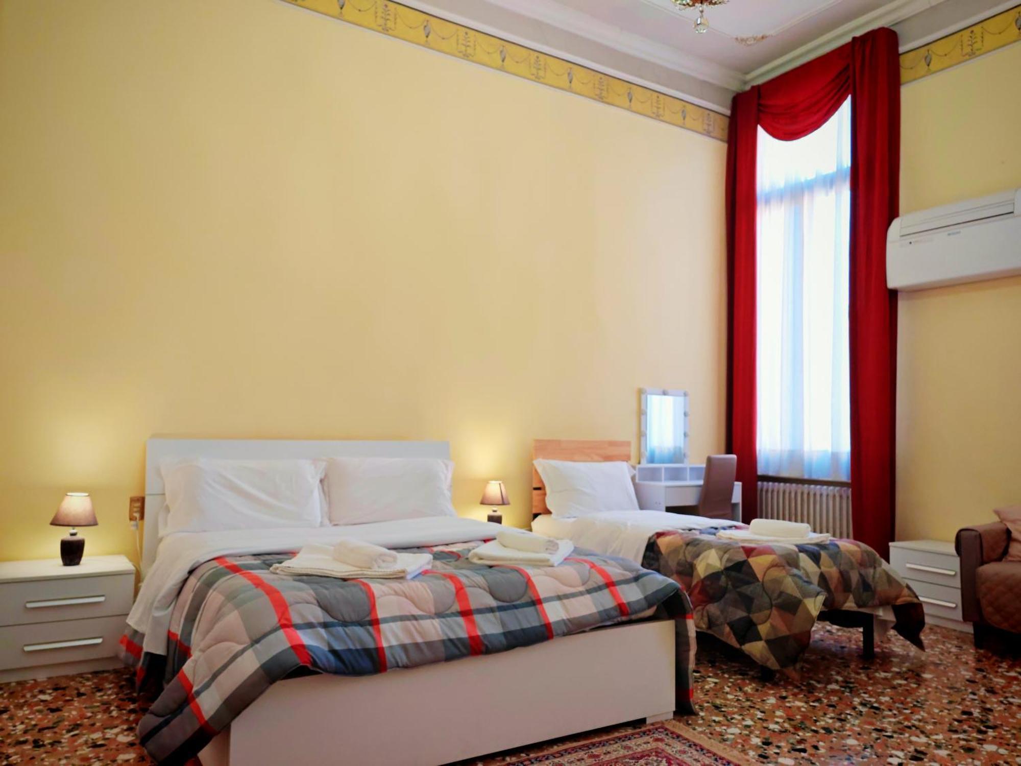 Tourist House * Venice