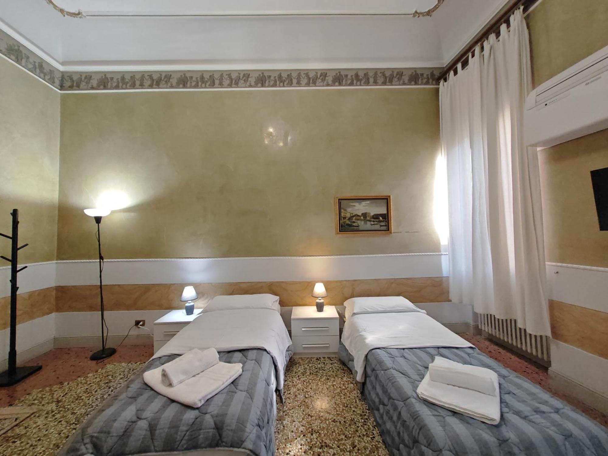 Tourist House Guest house *