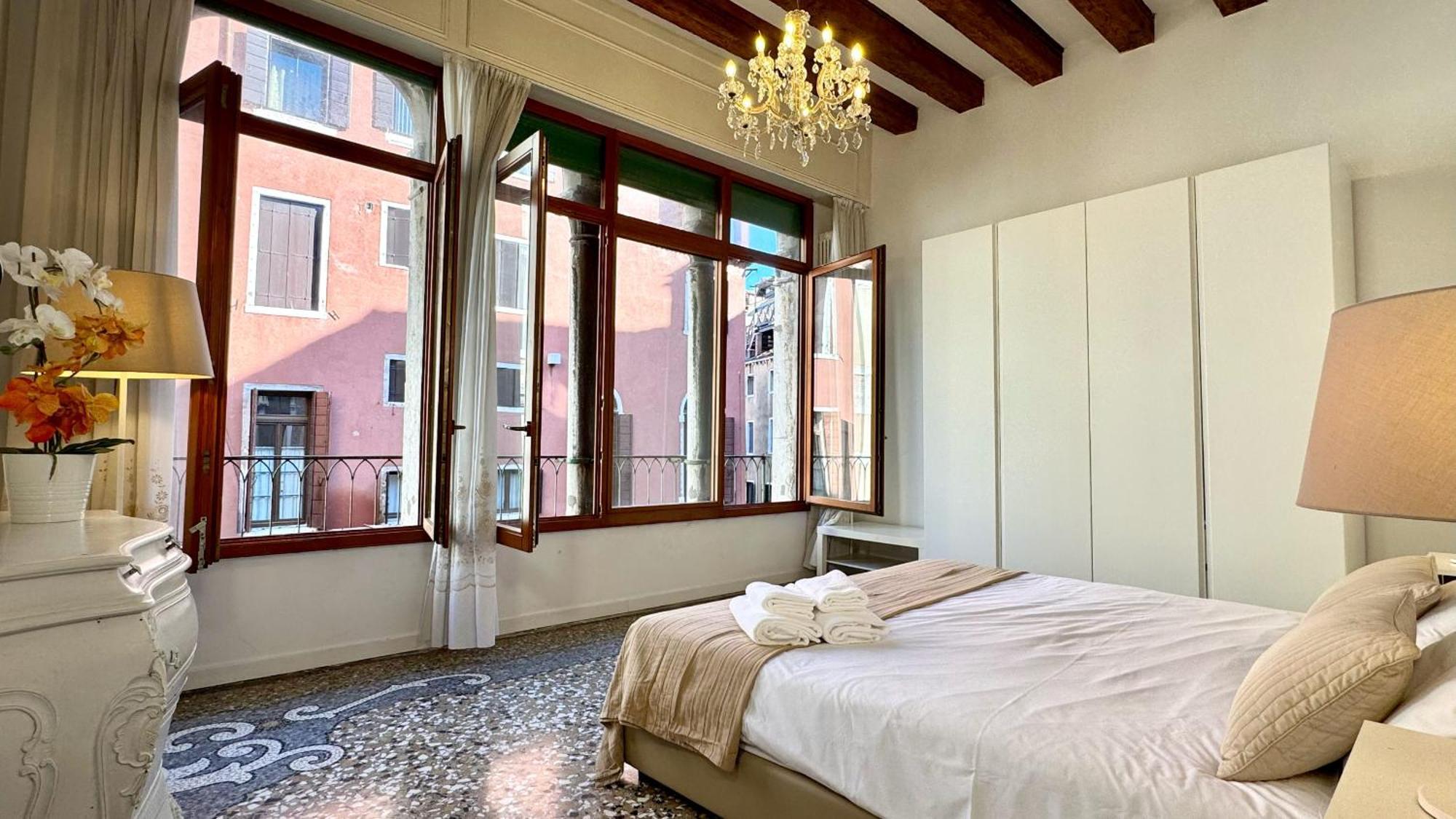 Surian Apartment *