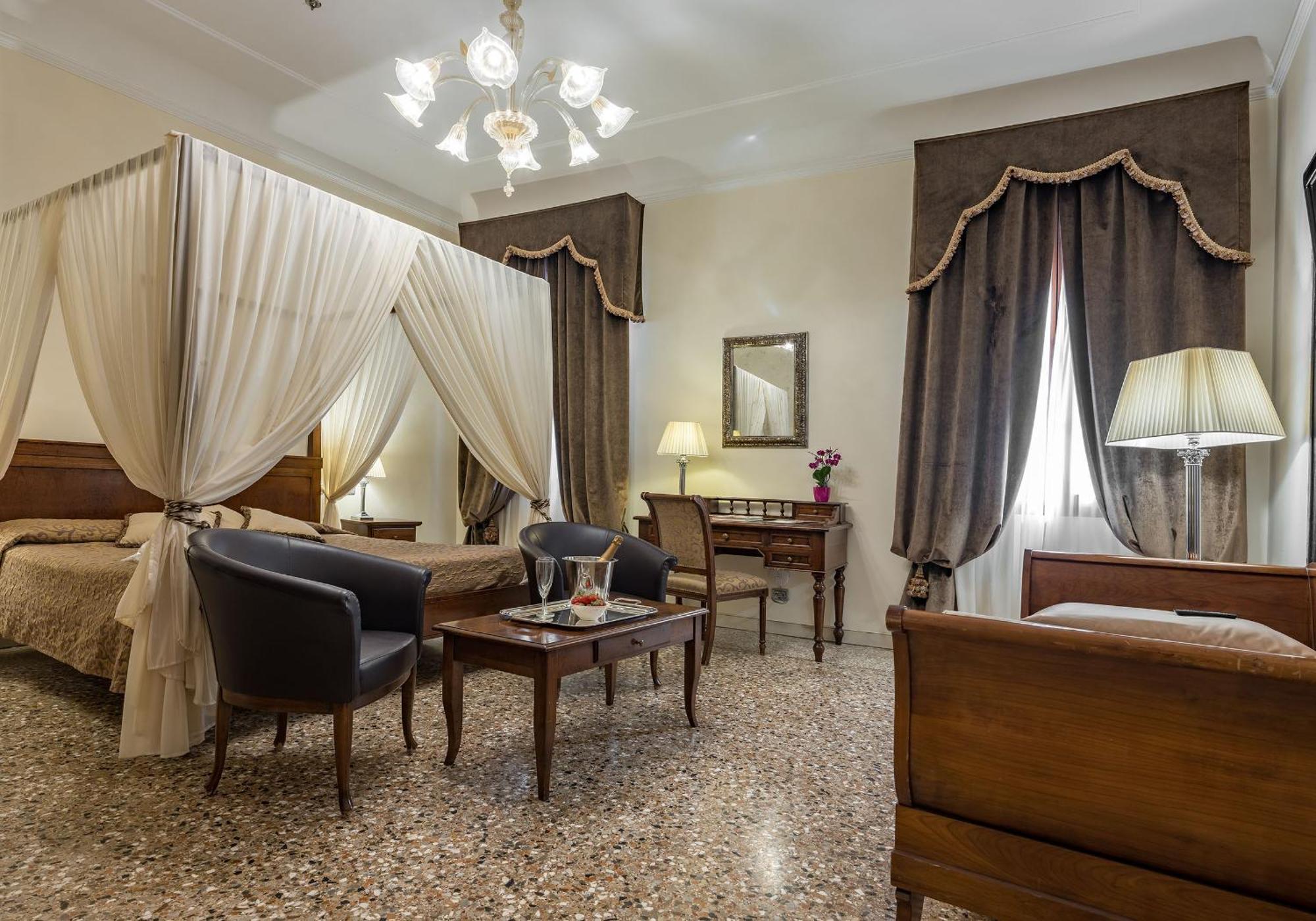 Dell'opera 3* Veneza