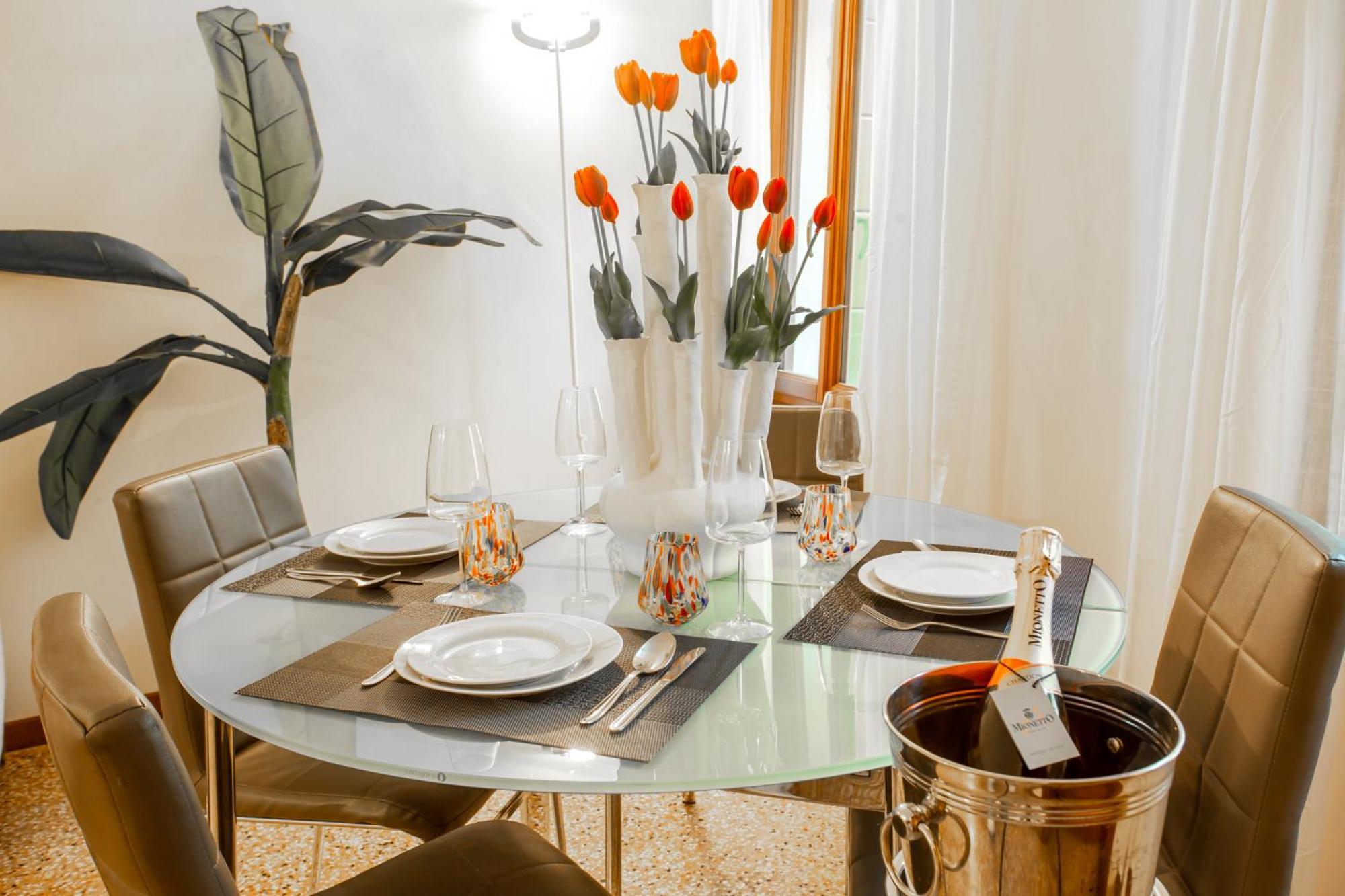 Apartment Luxury In San Marco, *