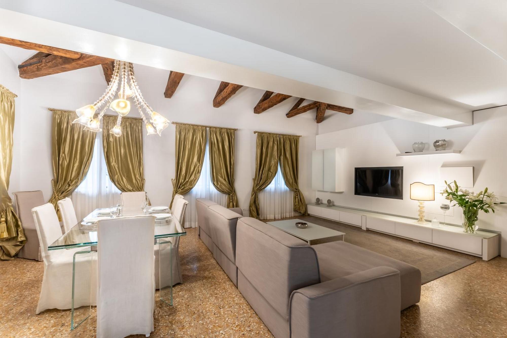 Apartment San Teodoro Palace - Luxury Apartments